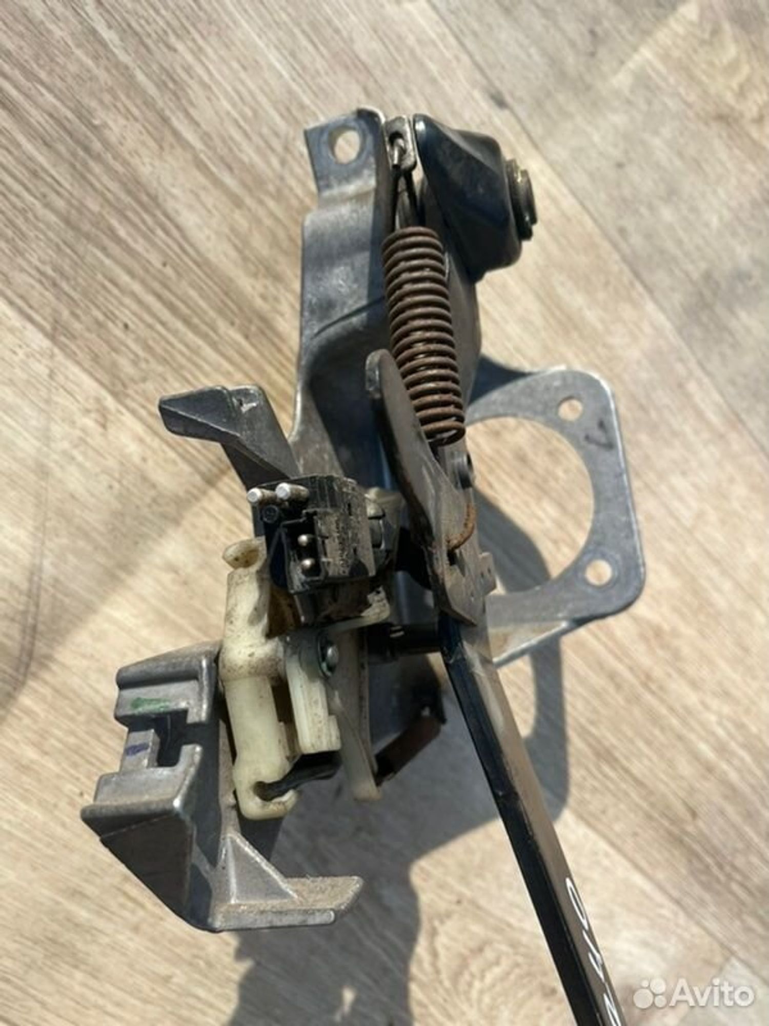 Педаль тормоза Mercedes E240 W210 M112911 1998, 1000 рублей, Семиозерка