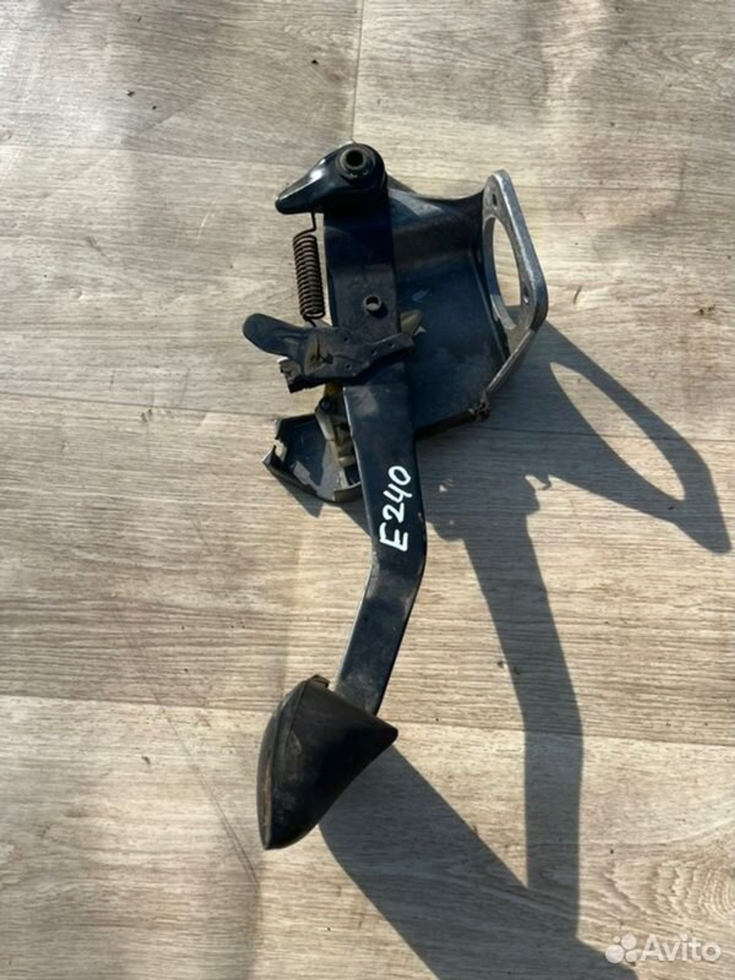 Педаль тормоза Mercedes E240 W210 M112911 1998, 1000 рублей, Семиозерка