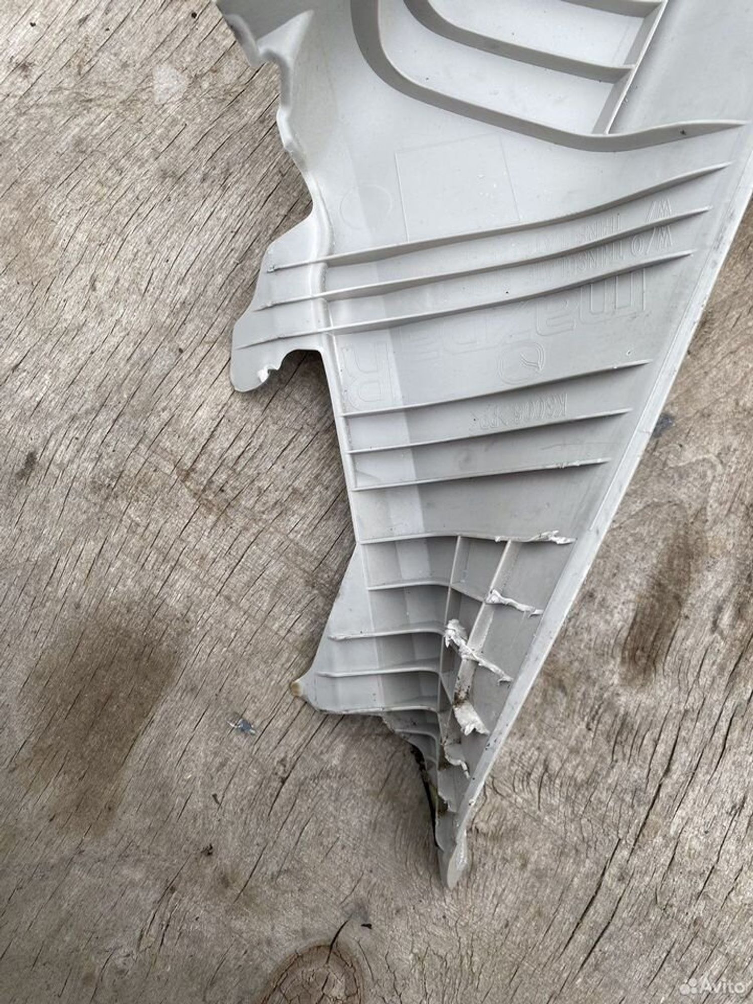 Обшивка стойки крыши правая mazda 3 bm, 1000 рублей, Семиозерка