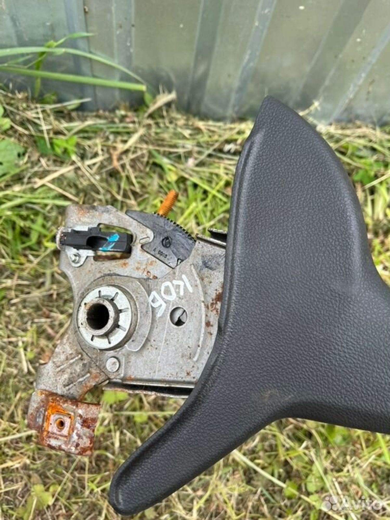 Механизм ручника Chevrolet Cobalt B15D2 2015, 1500 рублей, Семиозерка