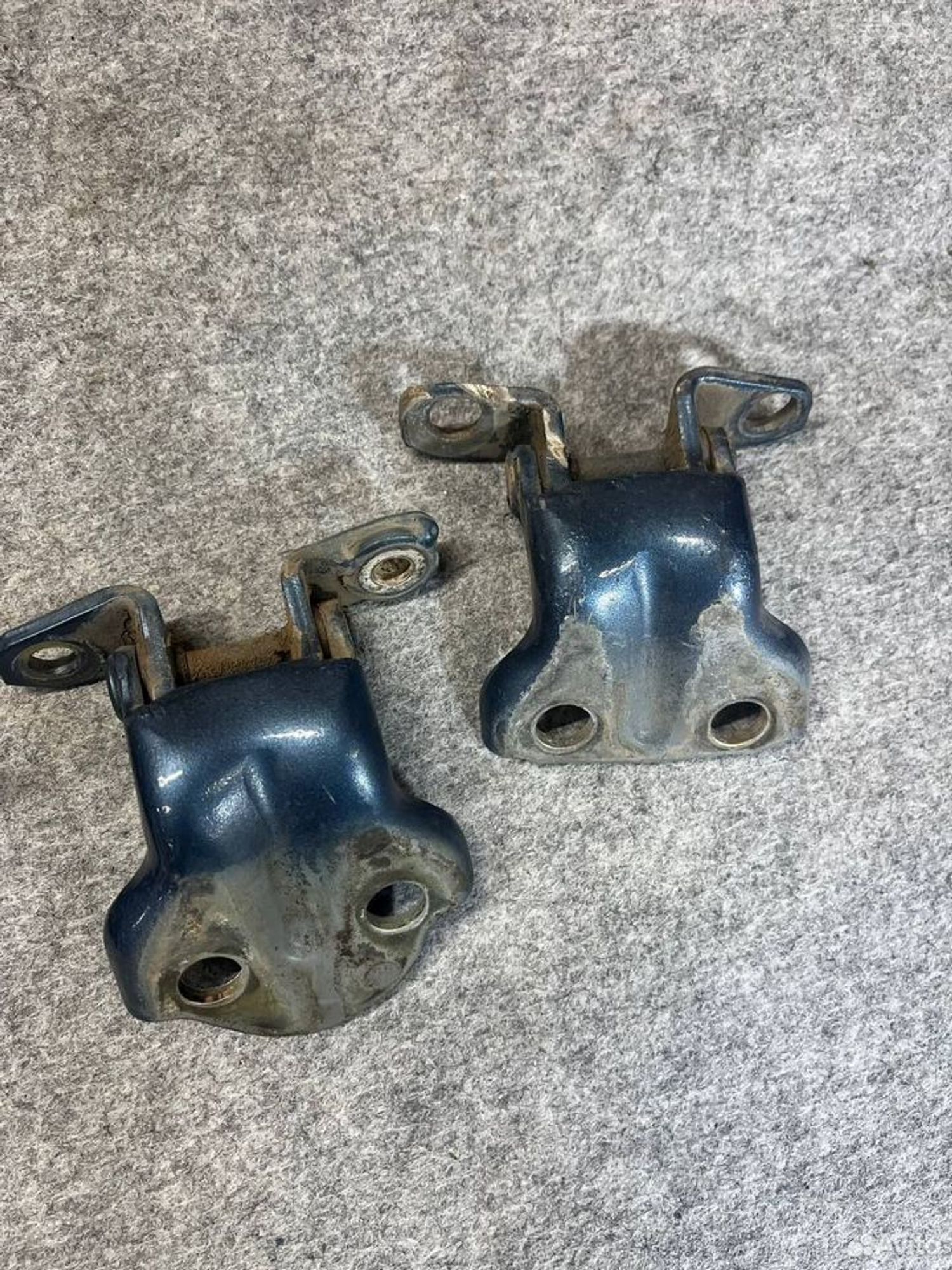 Петля двери задняя mitsubishi pajero 1993, 1000 рублей, Семиозерка