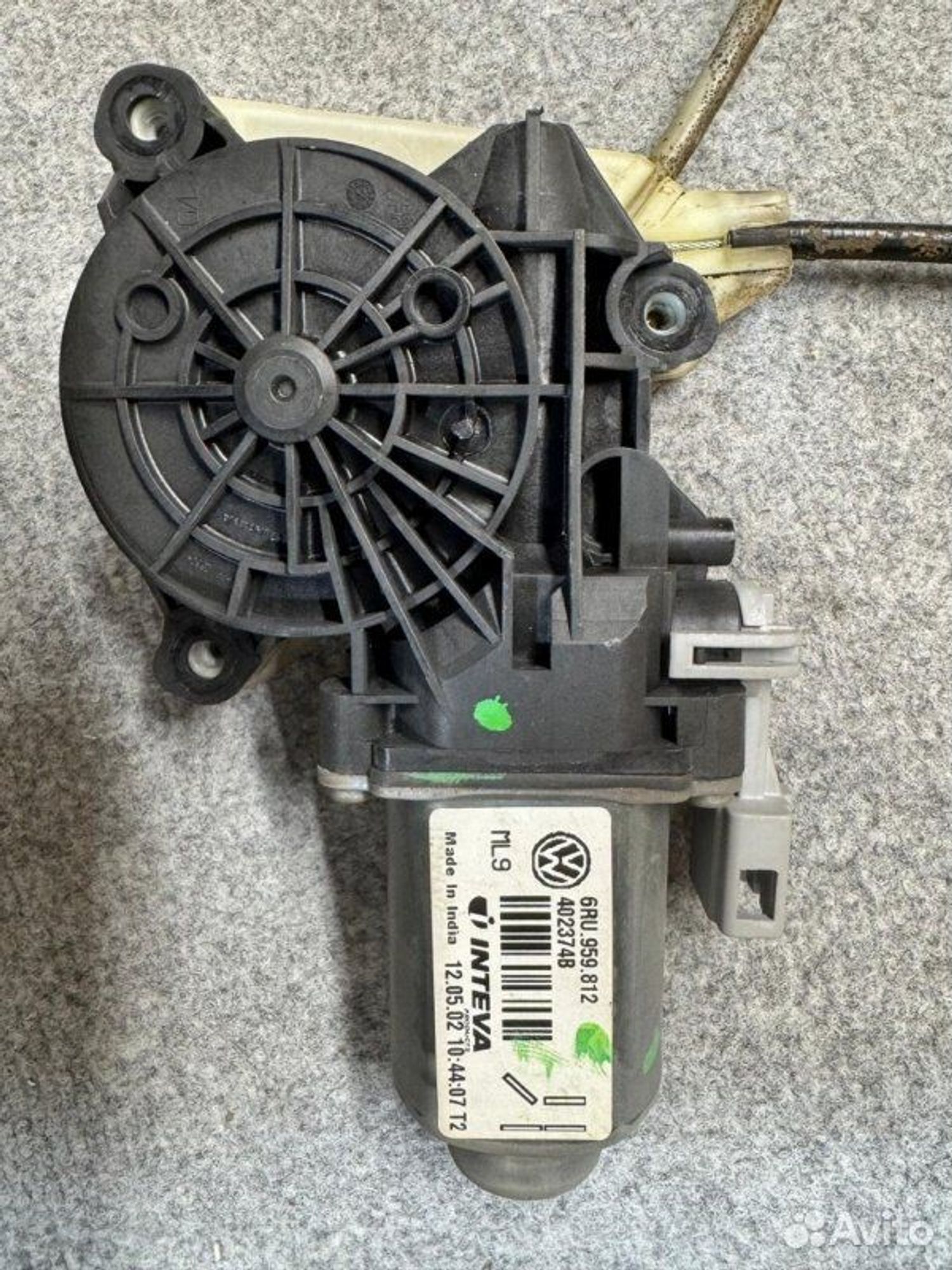 Стеклоподьемник задний левый Volkswagen Polo CFN, 2000 рублей, Семиозерка