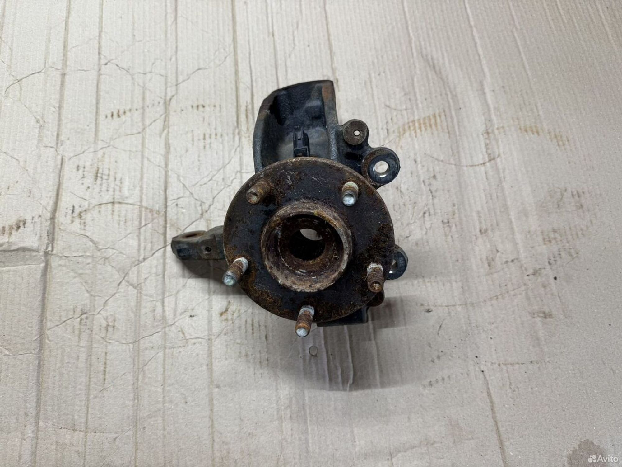 Кулак поворотный Mazda 3 bk, 5000 рублей, Семиозерка