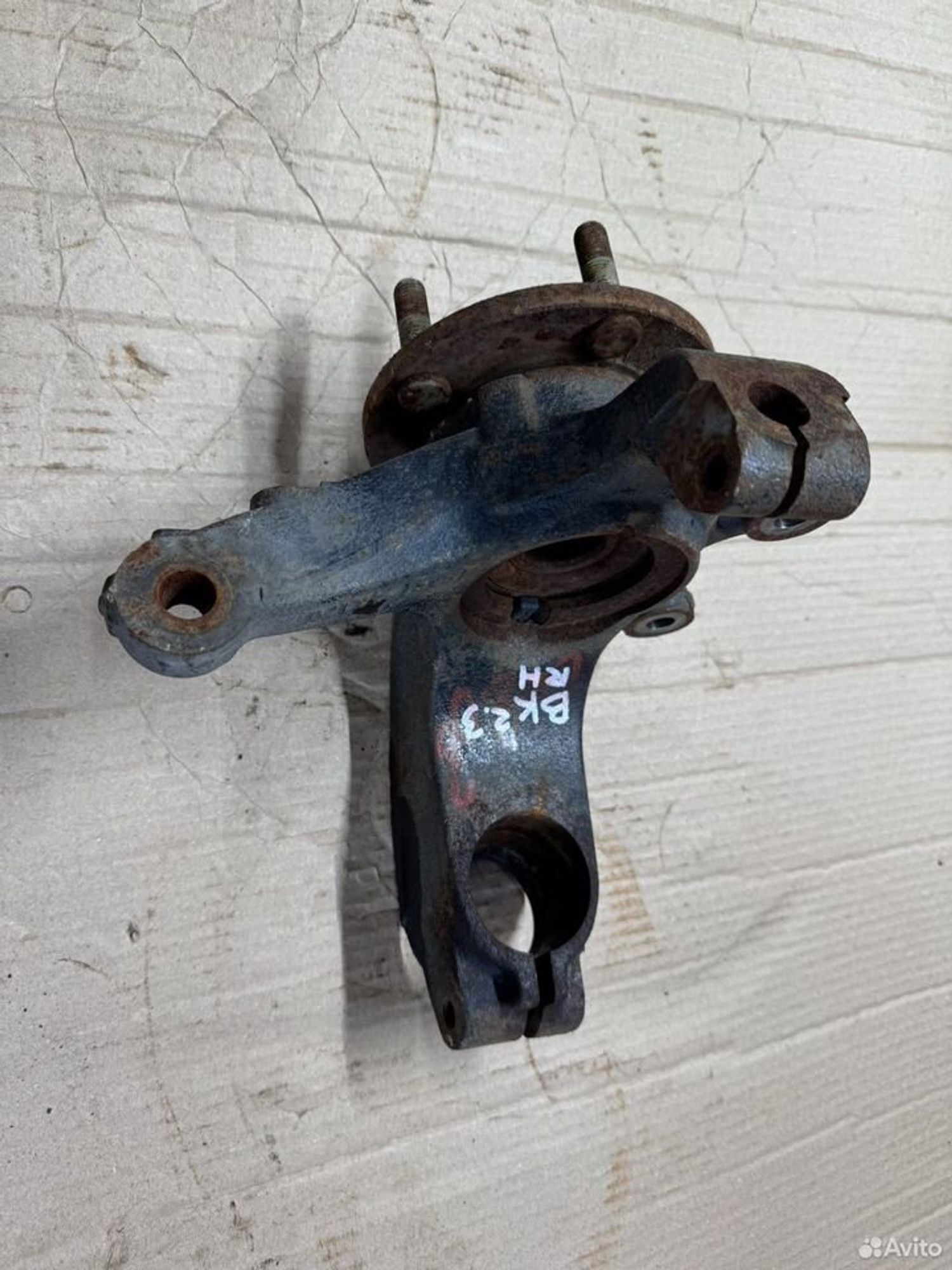 Кулак поворотный Mazda 3 bk, 5000 рублей, Семиозерка