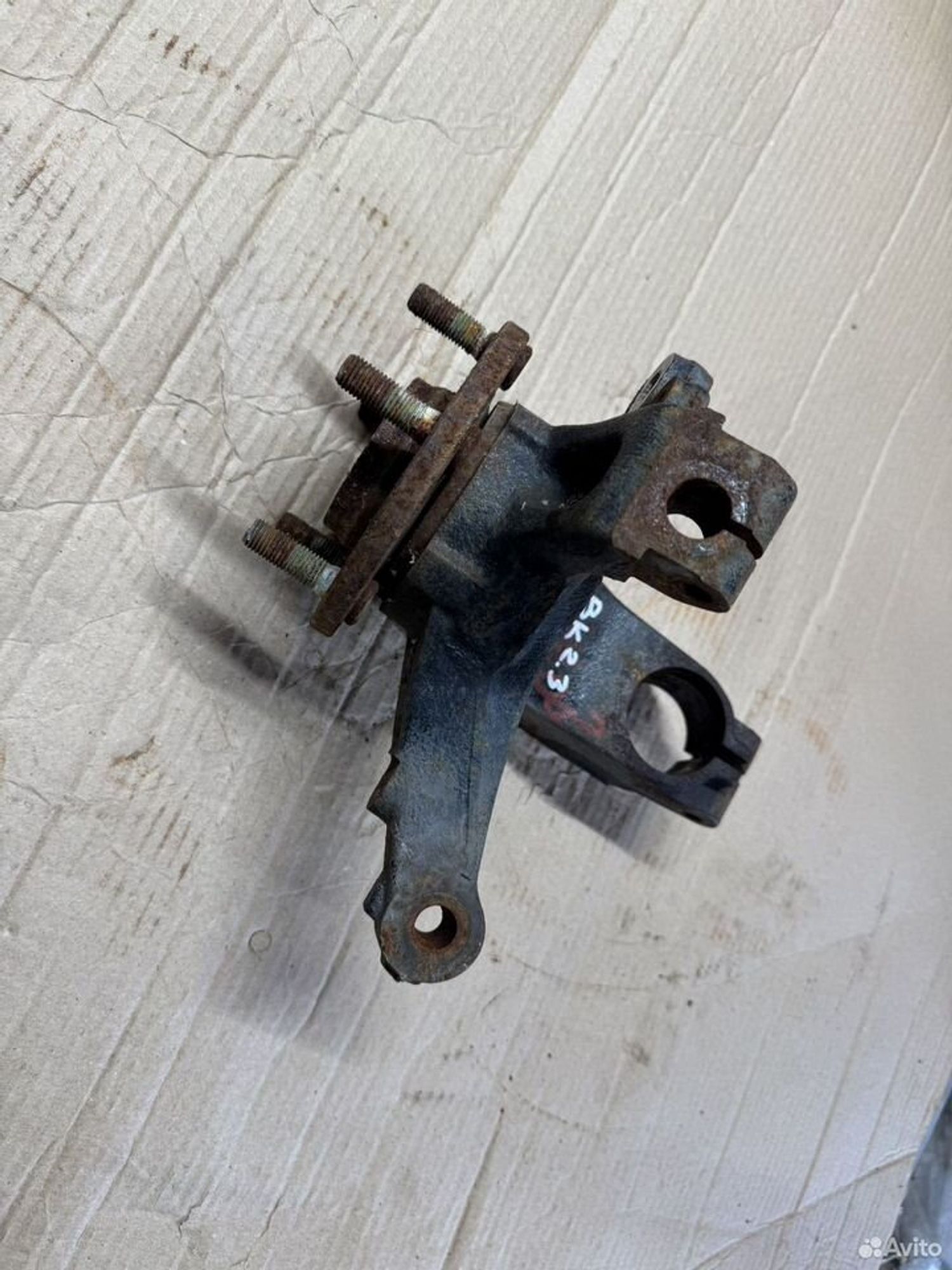 Кулак поворотный Mazda 3 bk, 5000 рублей, Семиозерка