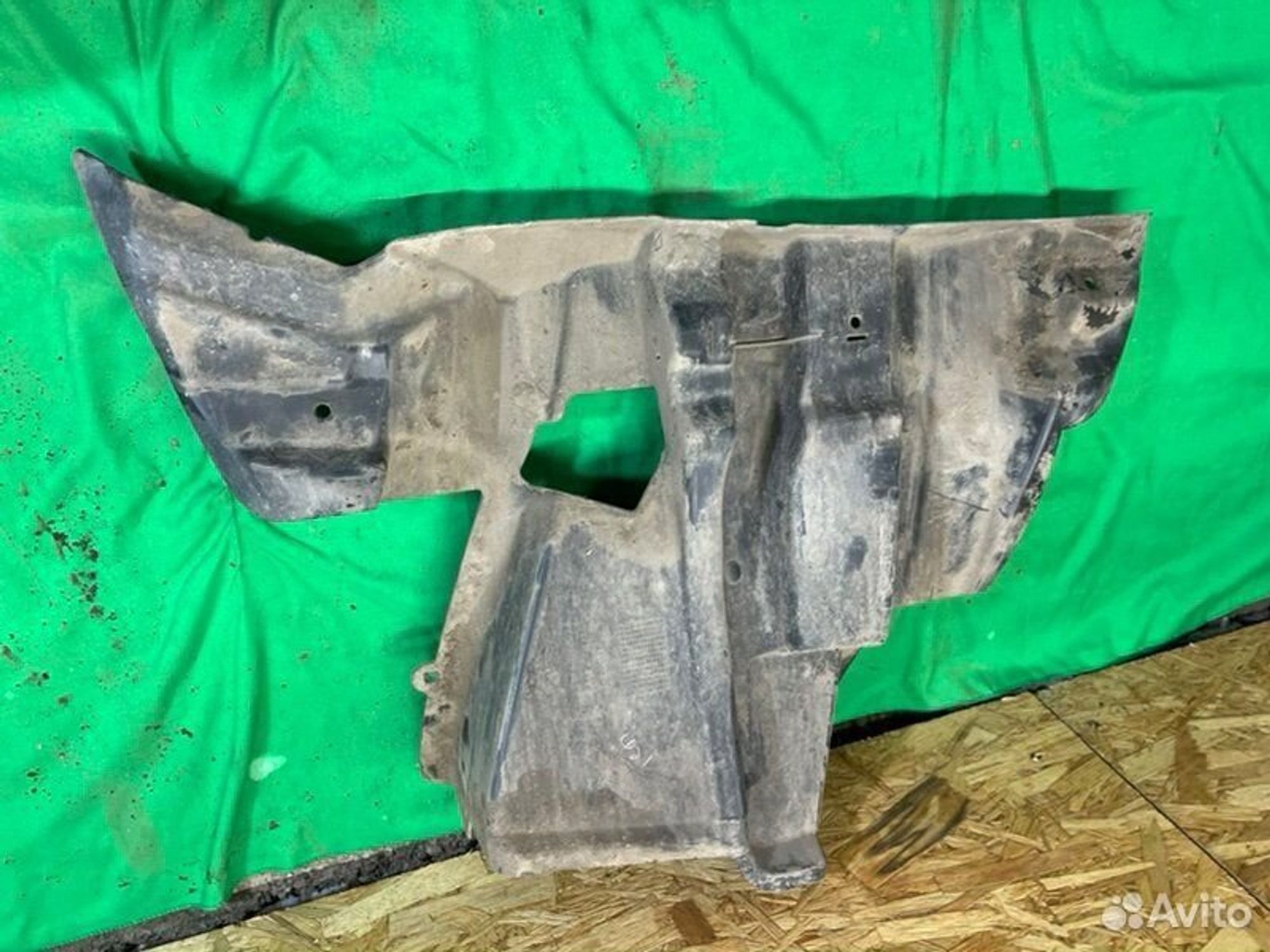 Пыльник двигателя правый Bmw X5 E53 M54B30 2002, 1000 рублей, Семиозерка