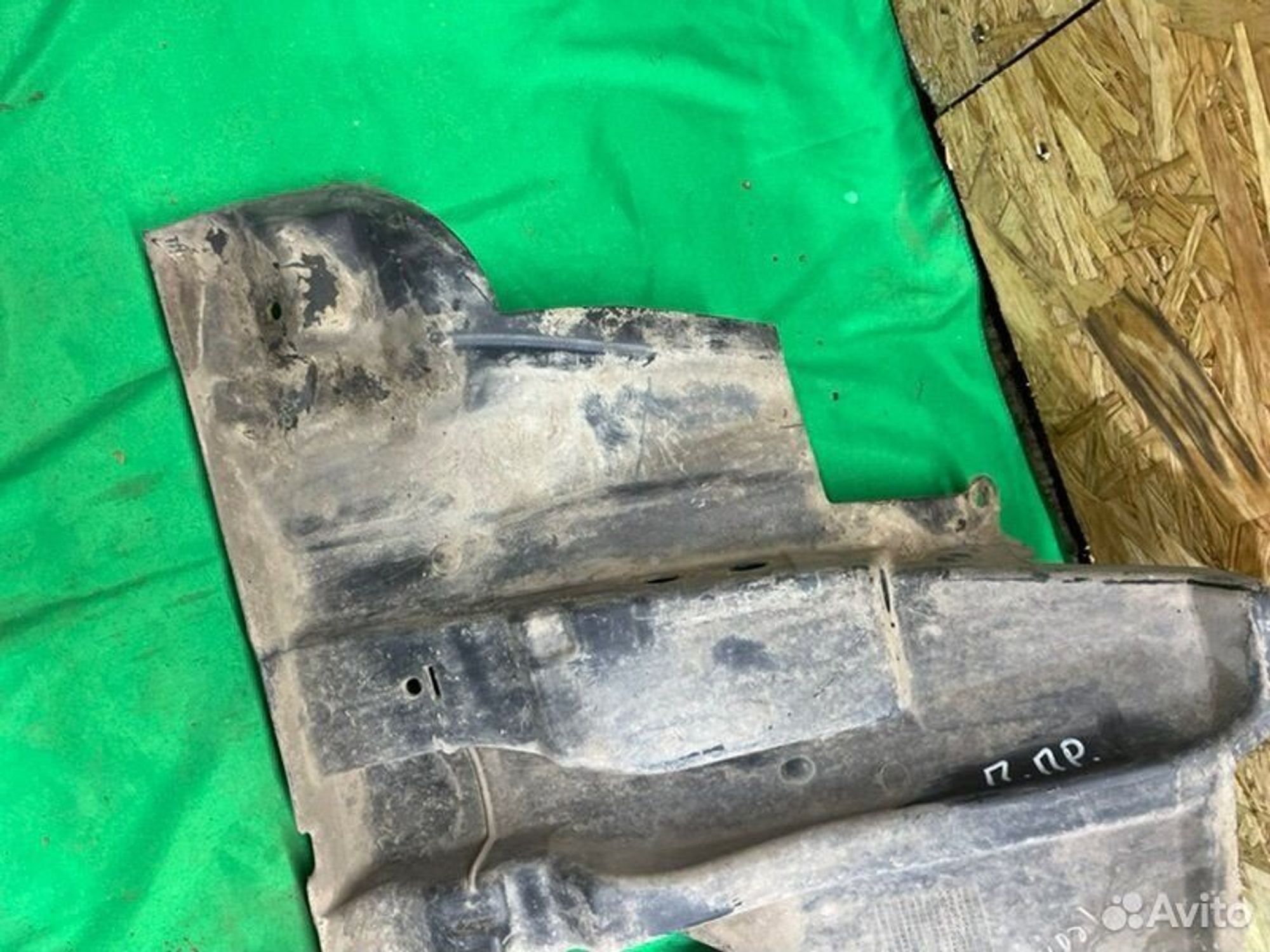 Пыльник двигателя правый Bmw X5 E53 M54B30 2002, 1000 рублей, Семиозерка