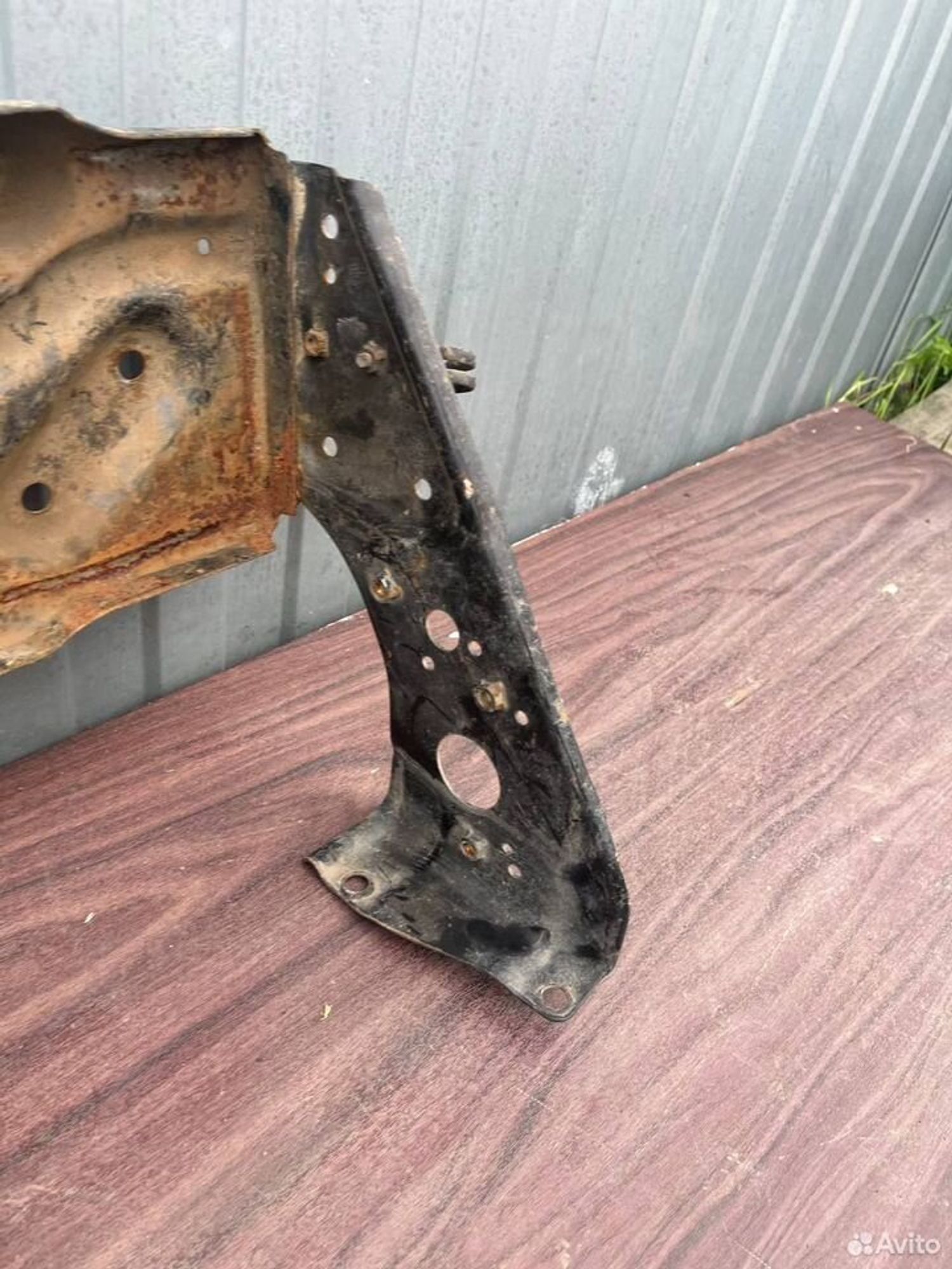 Площадка под аккумулятор Mitsubishi Pajero 2, 1000 рублей, Семиозерка