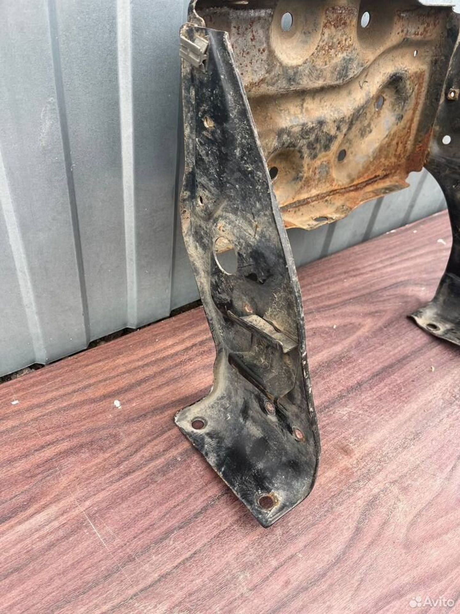 Площадка под аккумулятор Mitsubishi Pajero 2, 1000 рублей, Семиозерка