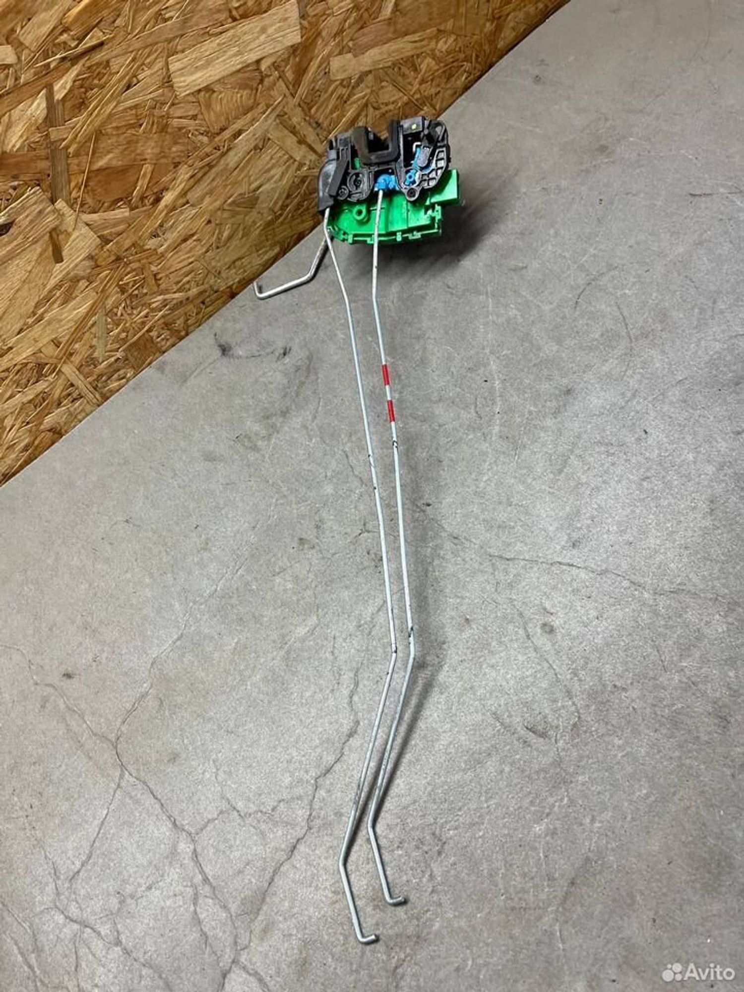 Замок задней правой двери Solaris 1, 1500 рублей, Семиозерка