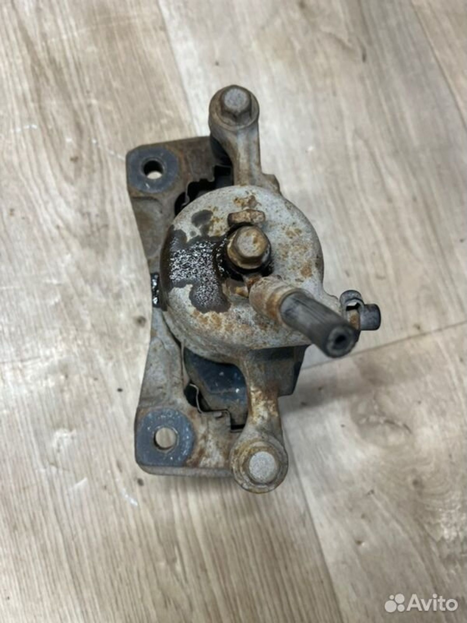 Суппорт тормозной передний правый Chevrolet Aveo, 1500 рублей, Семиозерка