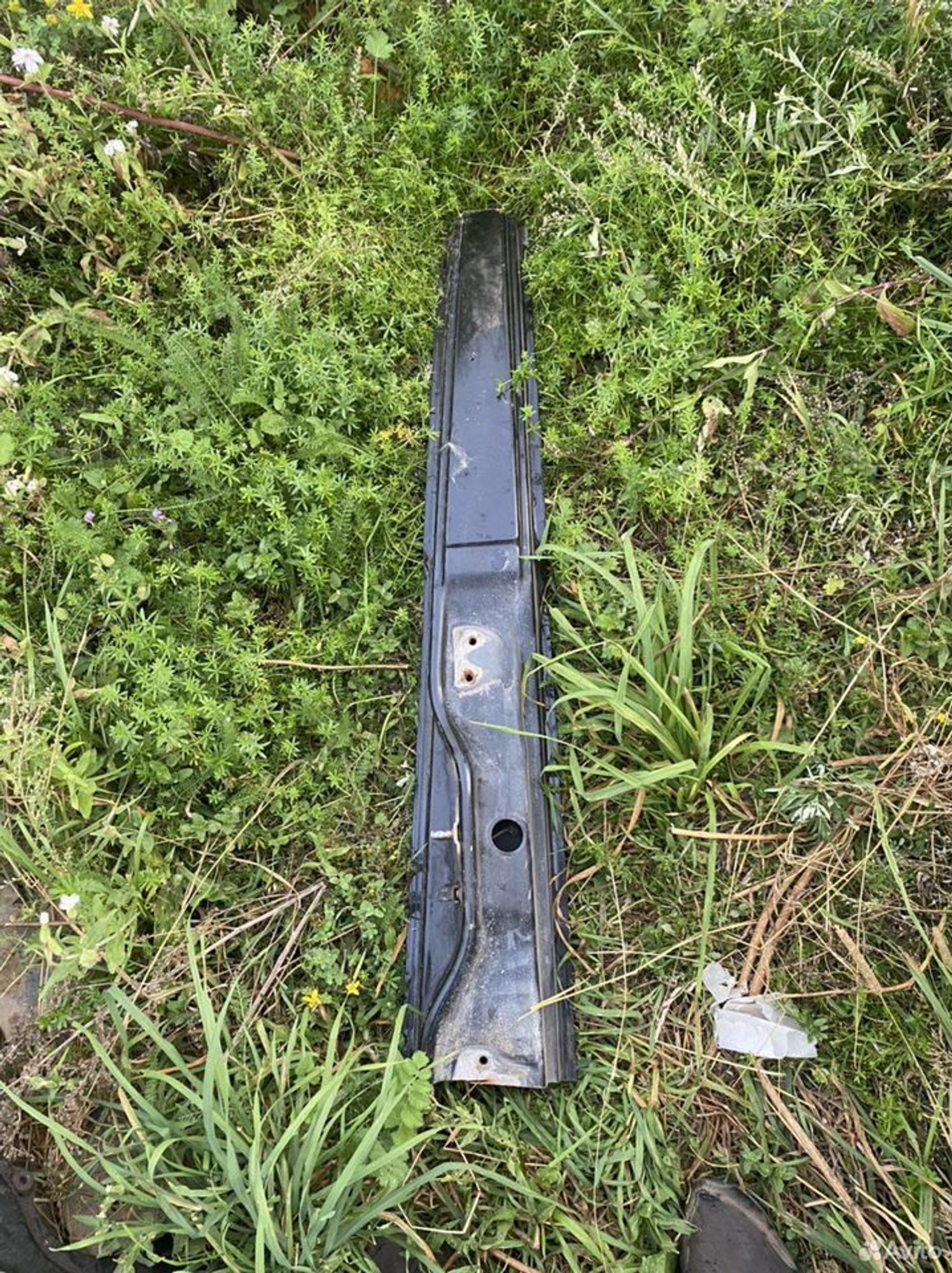 Стойка центральная Isuzu trooper 1, 1500 рублей, Семиозерка