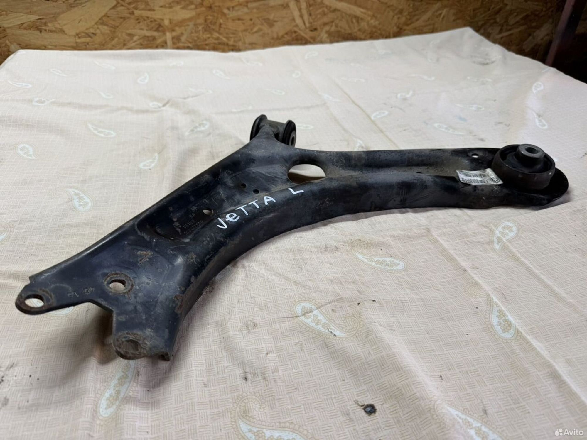 Рычаг подвески левый Volkswagen Jetta 6, 1600 рублей, Семиозерка