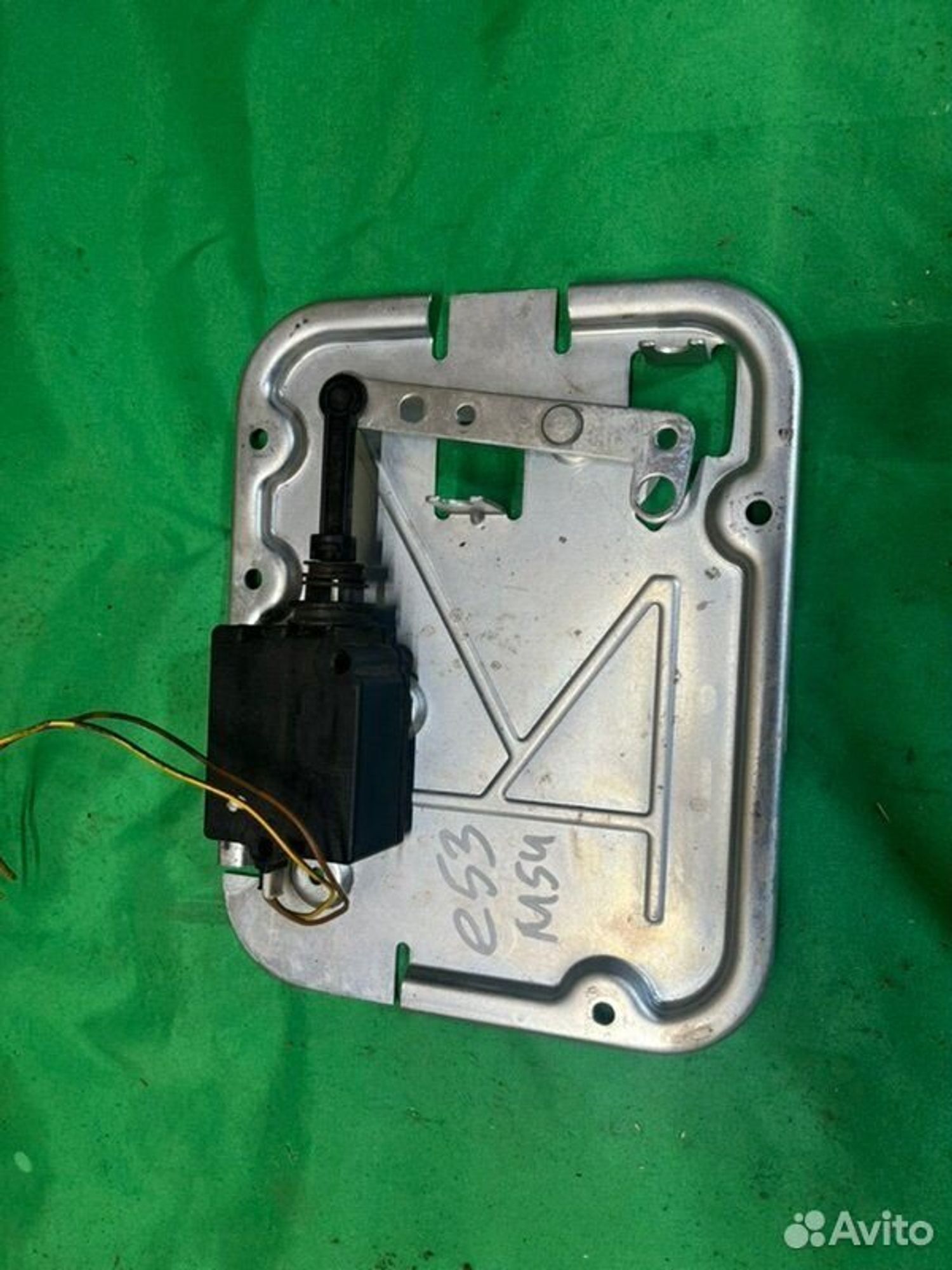 Активатор замка багажника Bmw X5 E53 M54B30 2002, 1000 рублей, Семиозерка