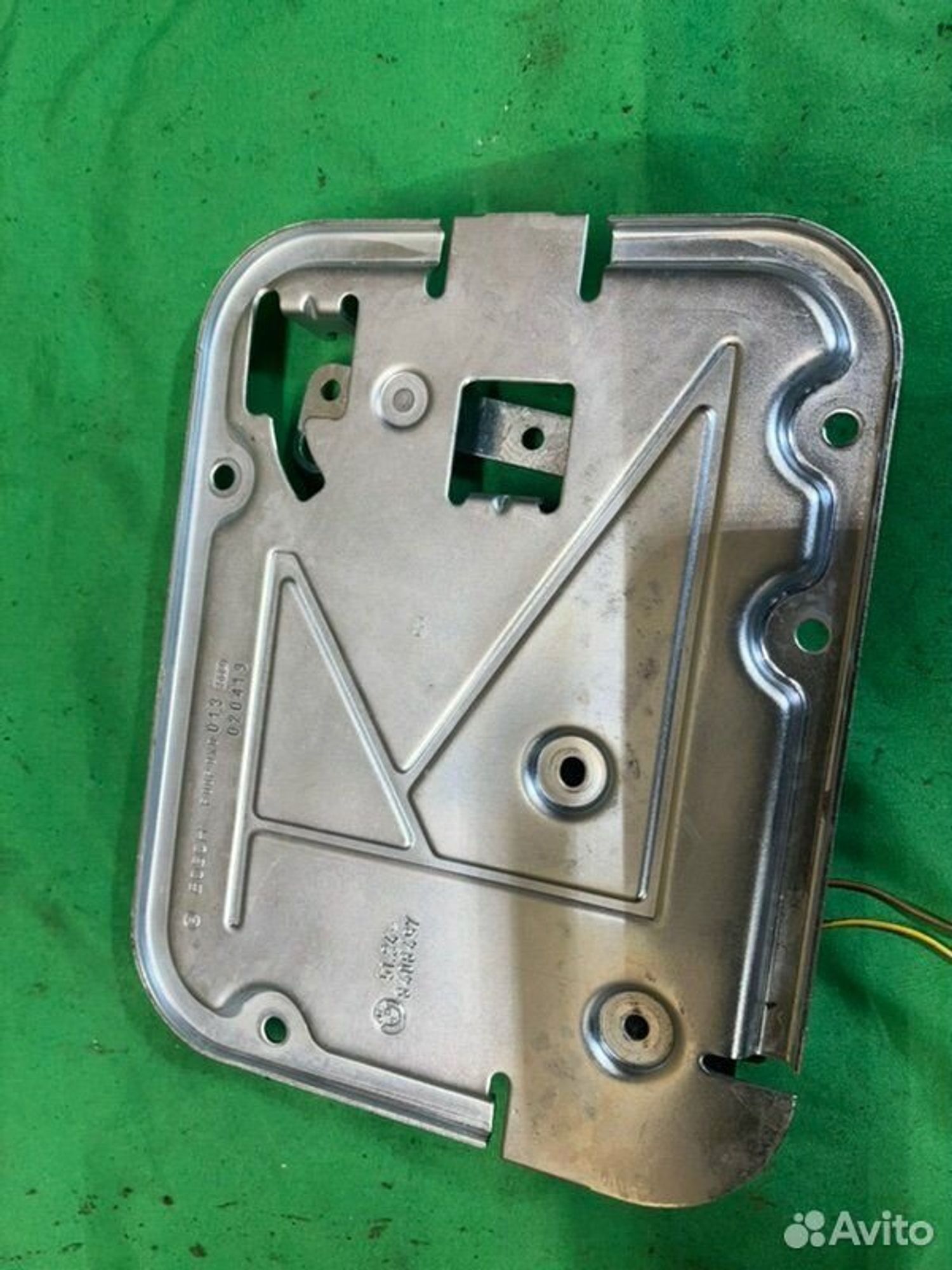 Активатор замка багажника Bmw X5 E53 M54B30 2002, 1000 рублей, Семиозерка