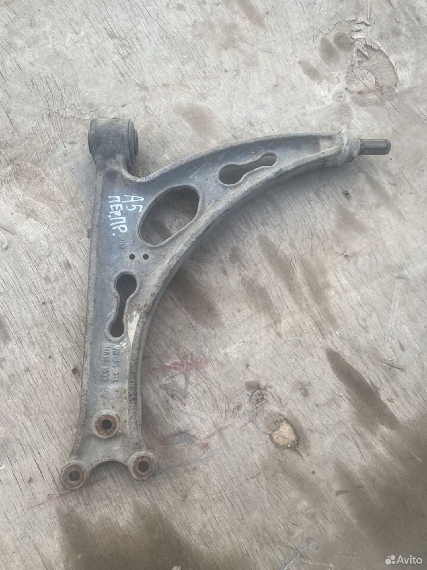Рычаг передний правый октавия а5, 1600 рублей, Семиозерка