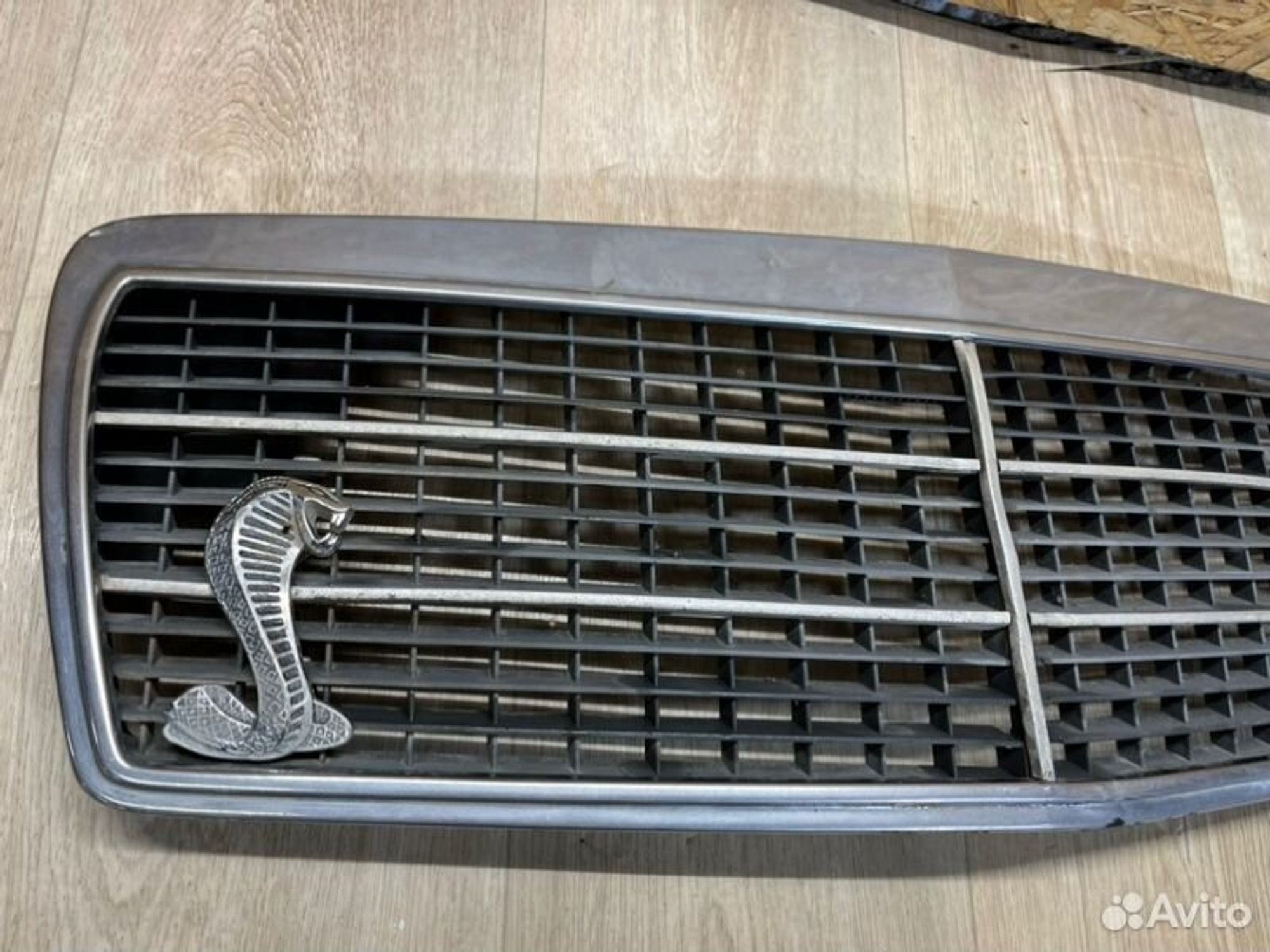 Решетка радиатора Mercedes E240 W210 M112911 1998, 2000 рублей, Семиозерка