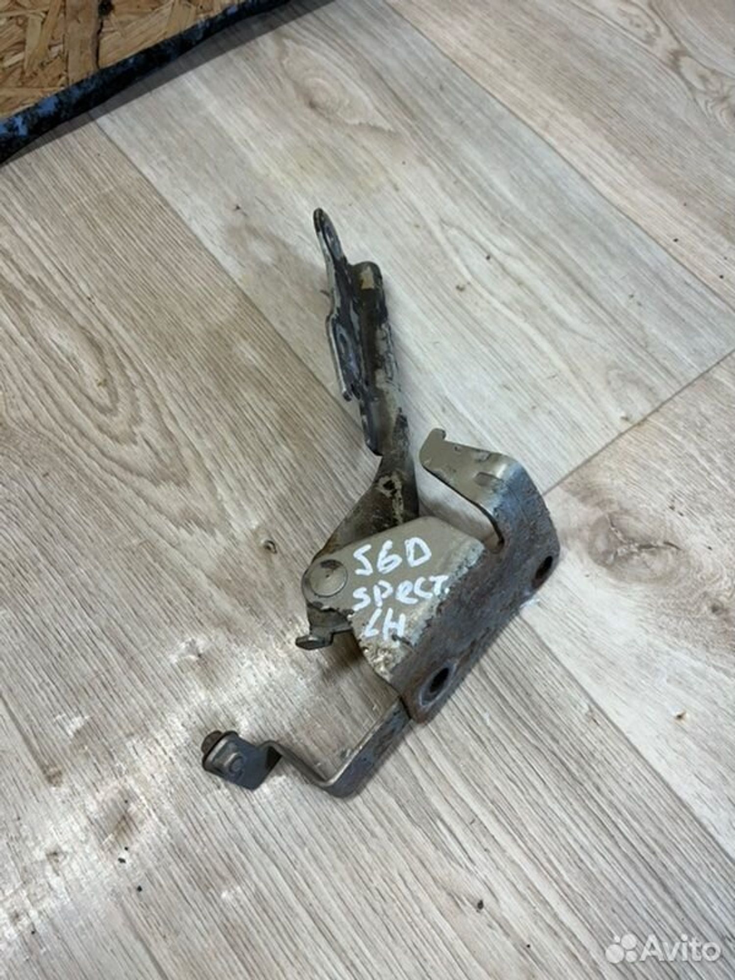 Петля капота левая Kia Spectra SD S6D 2007, 1000 рублей, Семиозерка