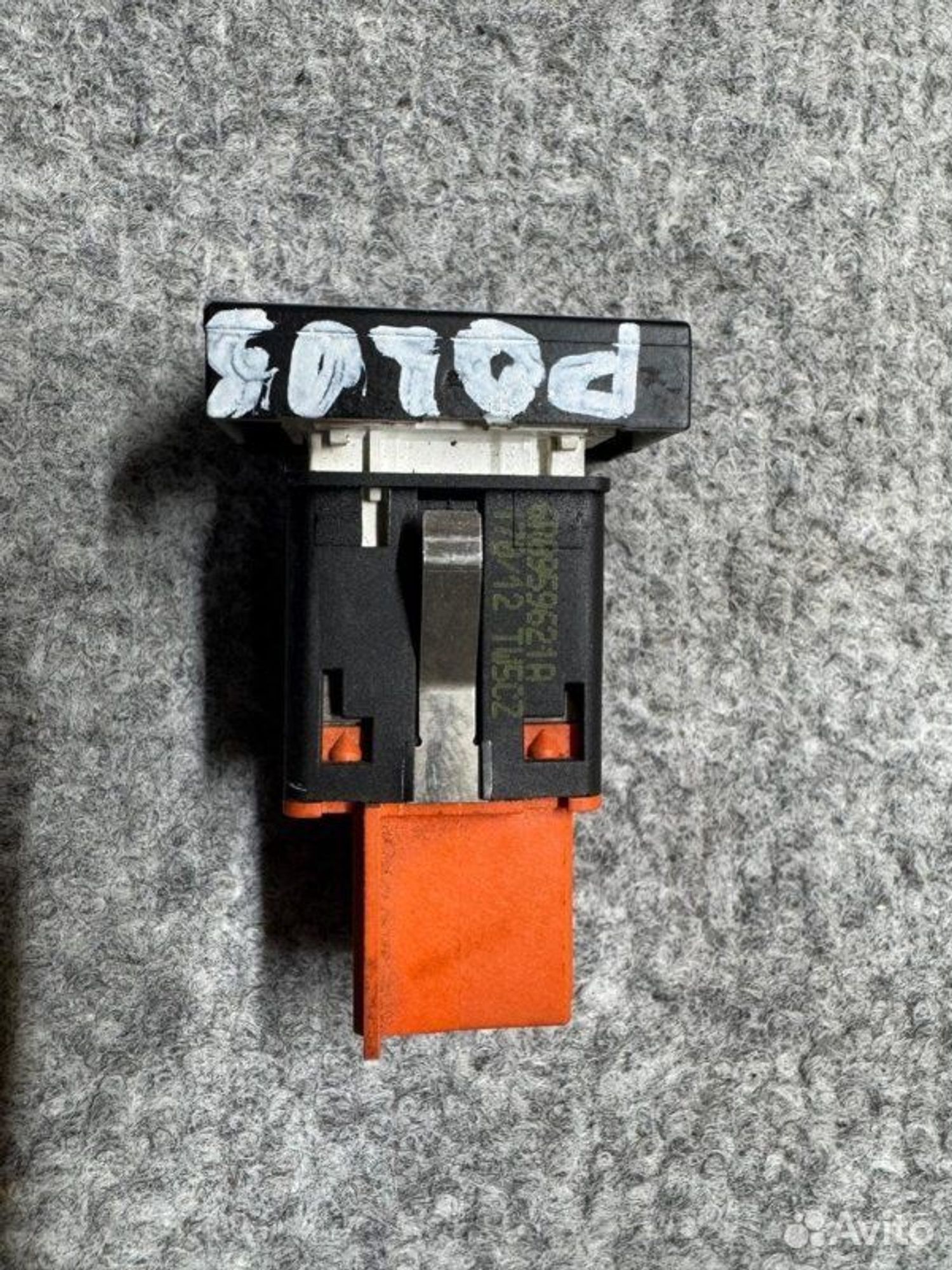 Кнопка обогрева заднего стекла Volkswagen Polo CFN, 700 рублей, Семиозерка