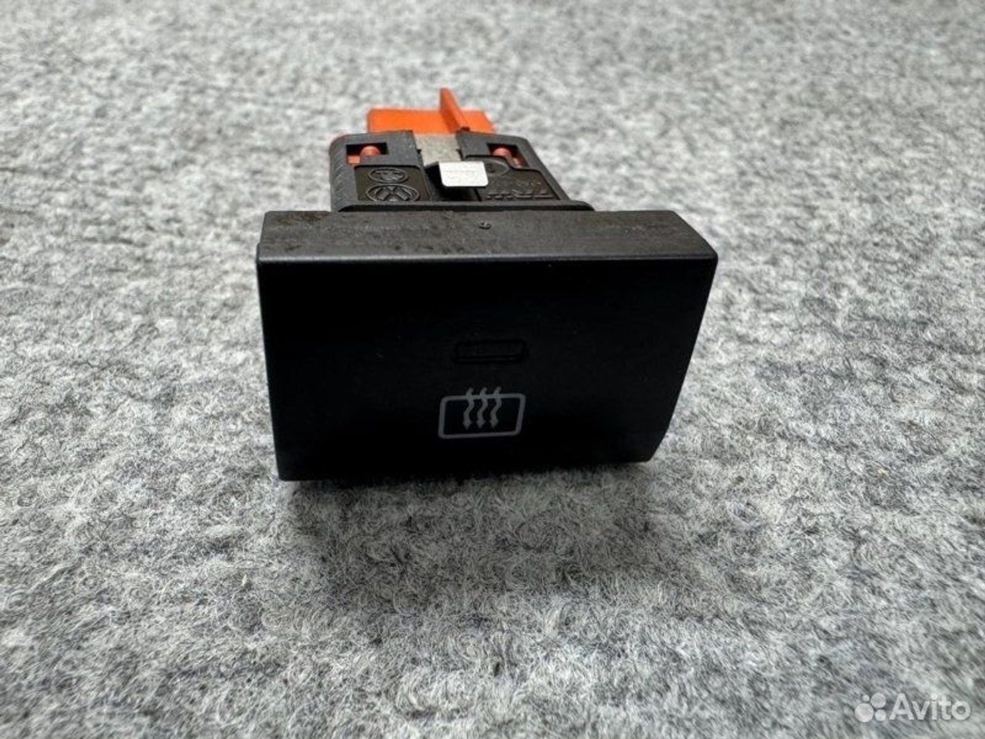 Кнопка обогрева заднего стекла Volkswagen Polo CFN, 700 рублей, Семиозерка