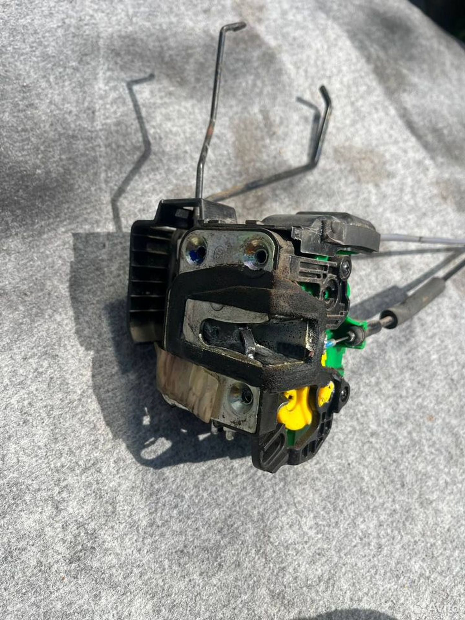 Замок передней левой двери Hyundai Solaris 1, 2000 рублей, Семиозерка