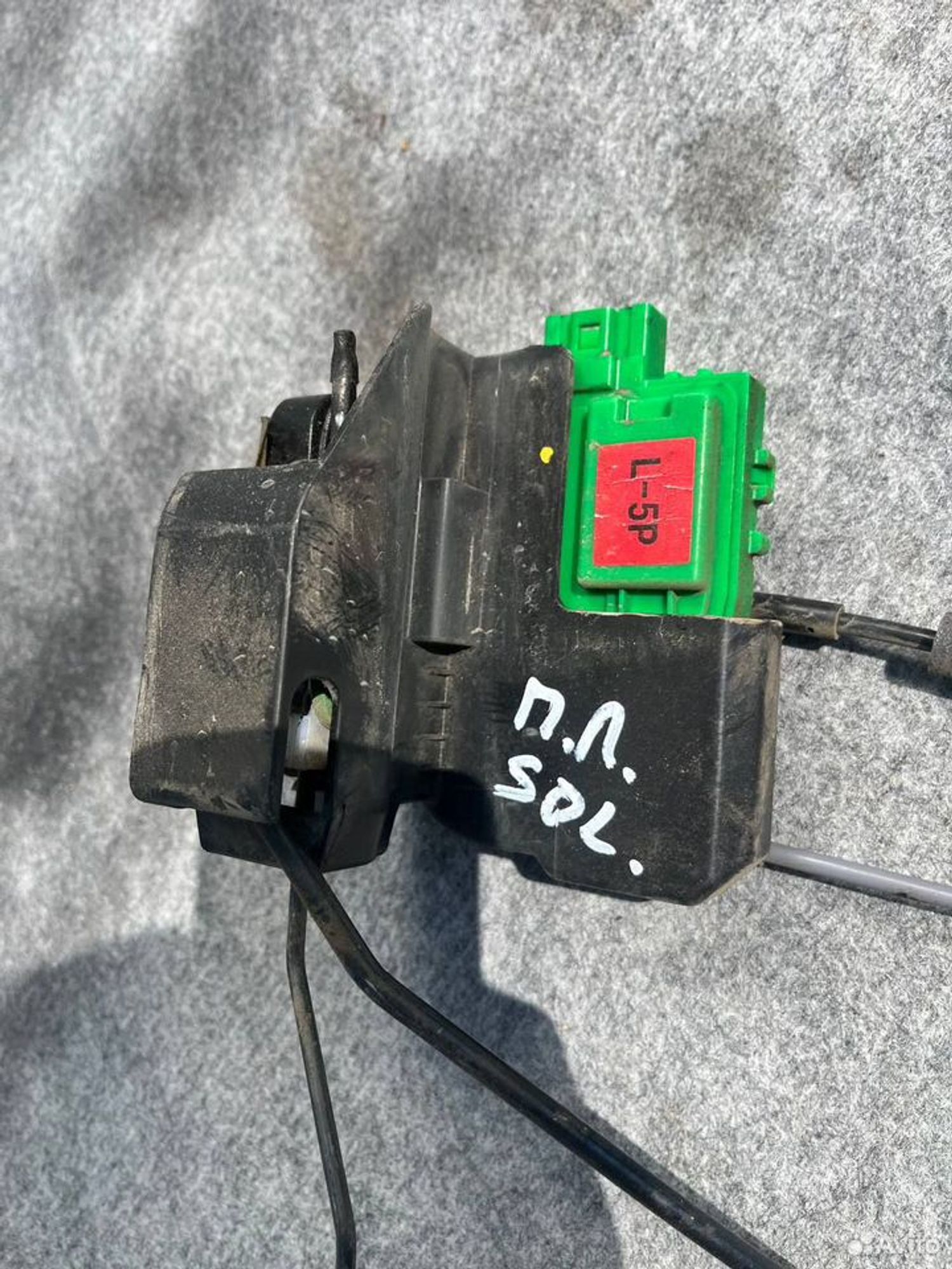 Замок передней левой двери Hyundai Solaris 1, 2000 рублей, Семиозерка