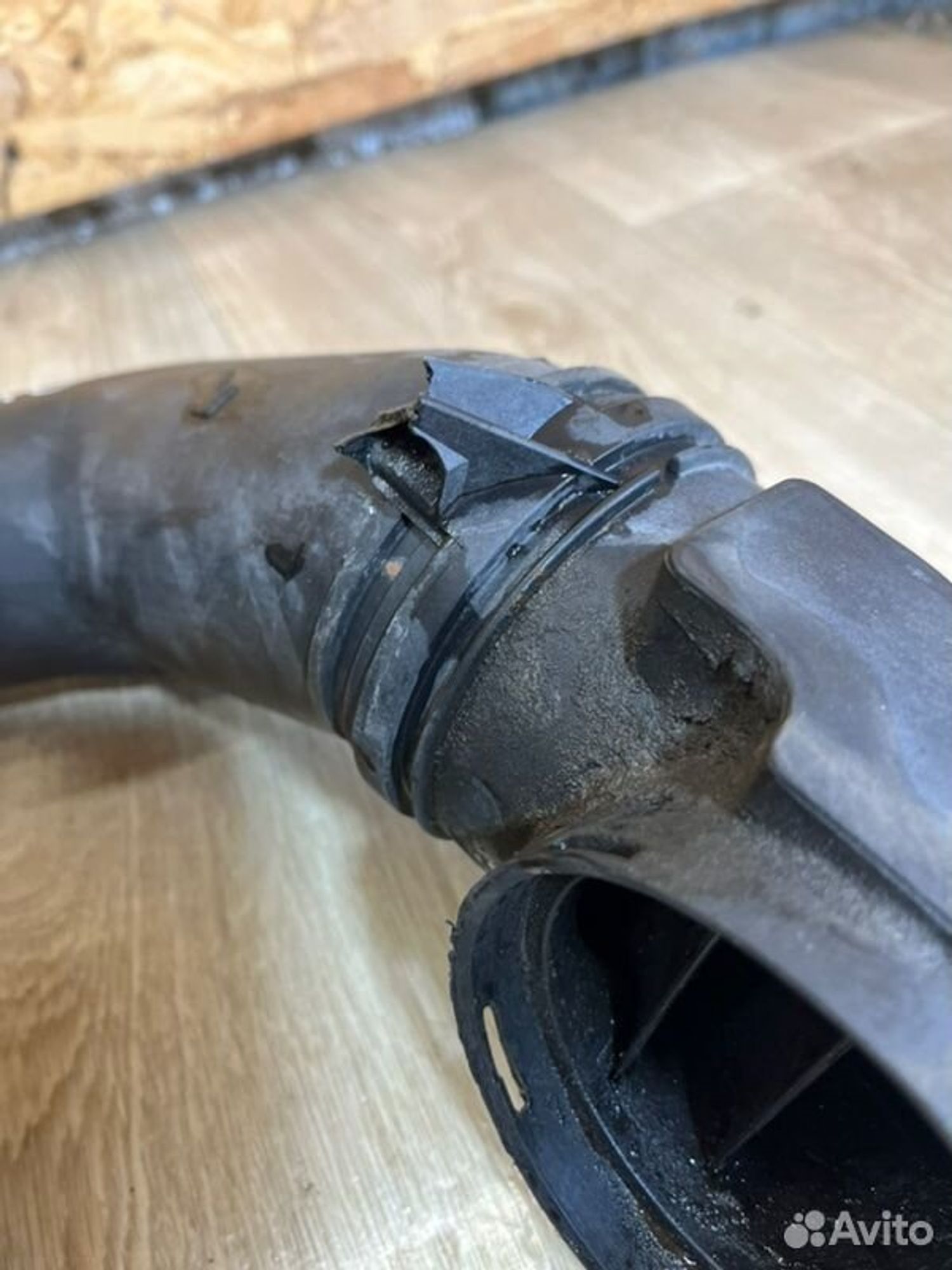 Патрубок воздушного фильтра Mercedes E240 W210, 1200 рублей, Семиозерка