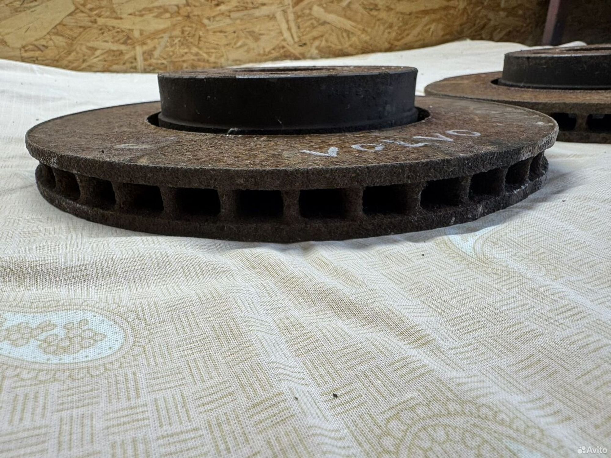 Диски тормозные передние Volvo XC70 S60, 2500 рублей, Семиозерка