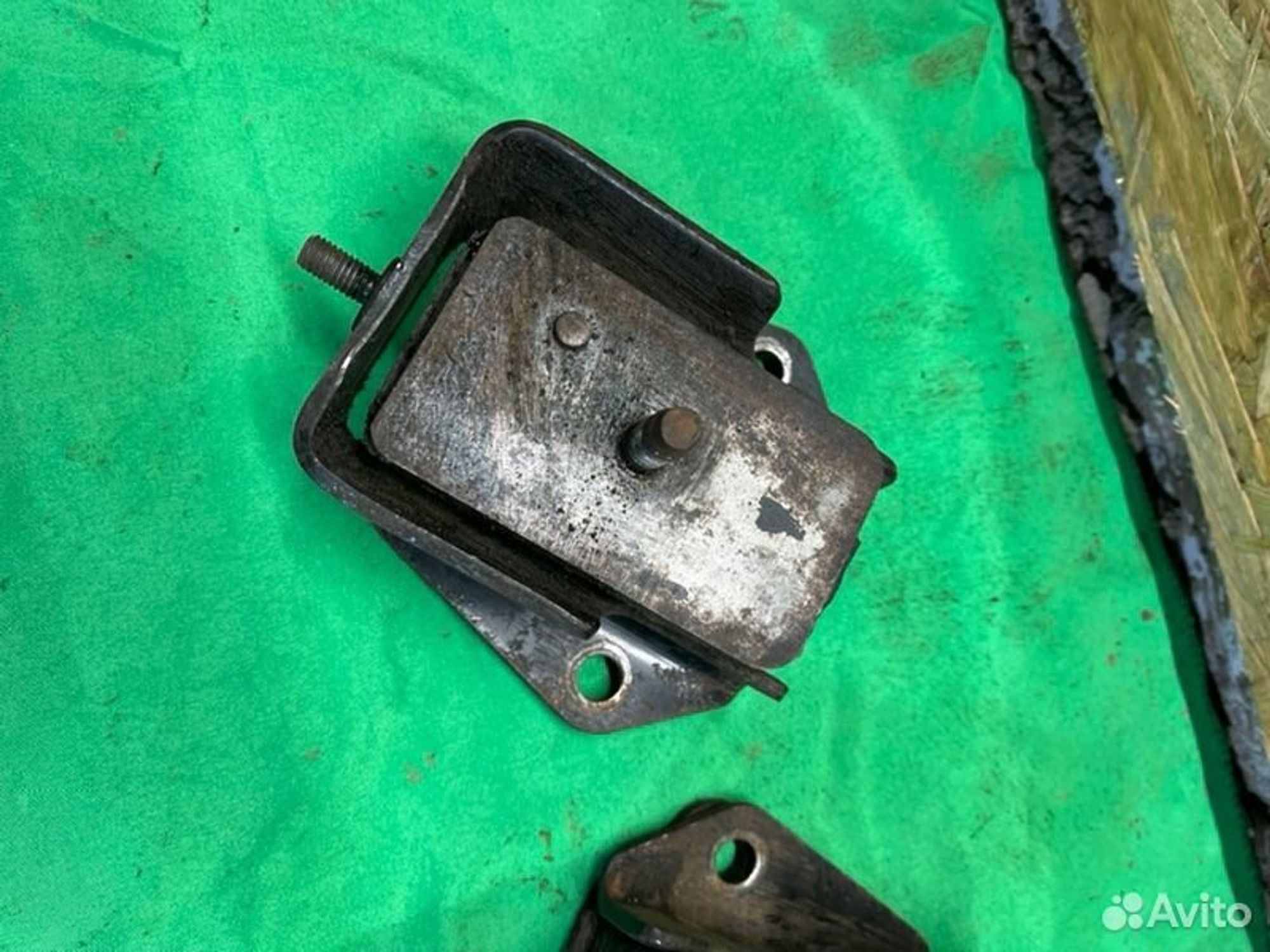 Подушка двигателя Mitsubishi Pajero 6G72 1993, 1000 рублей, Семиозерка