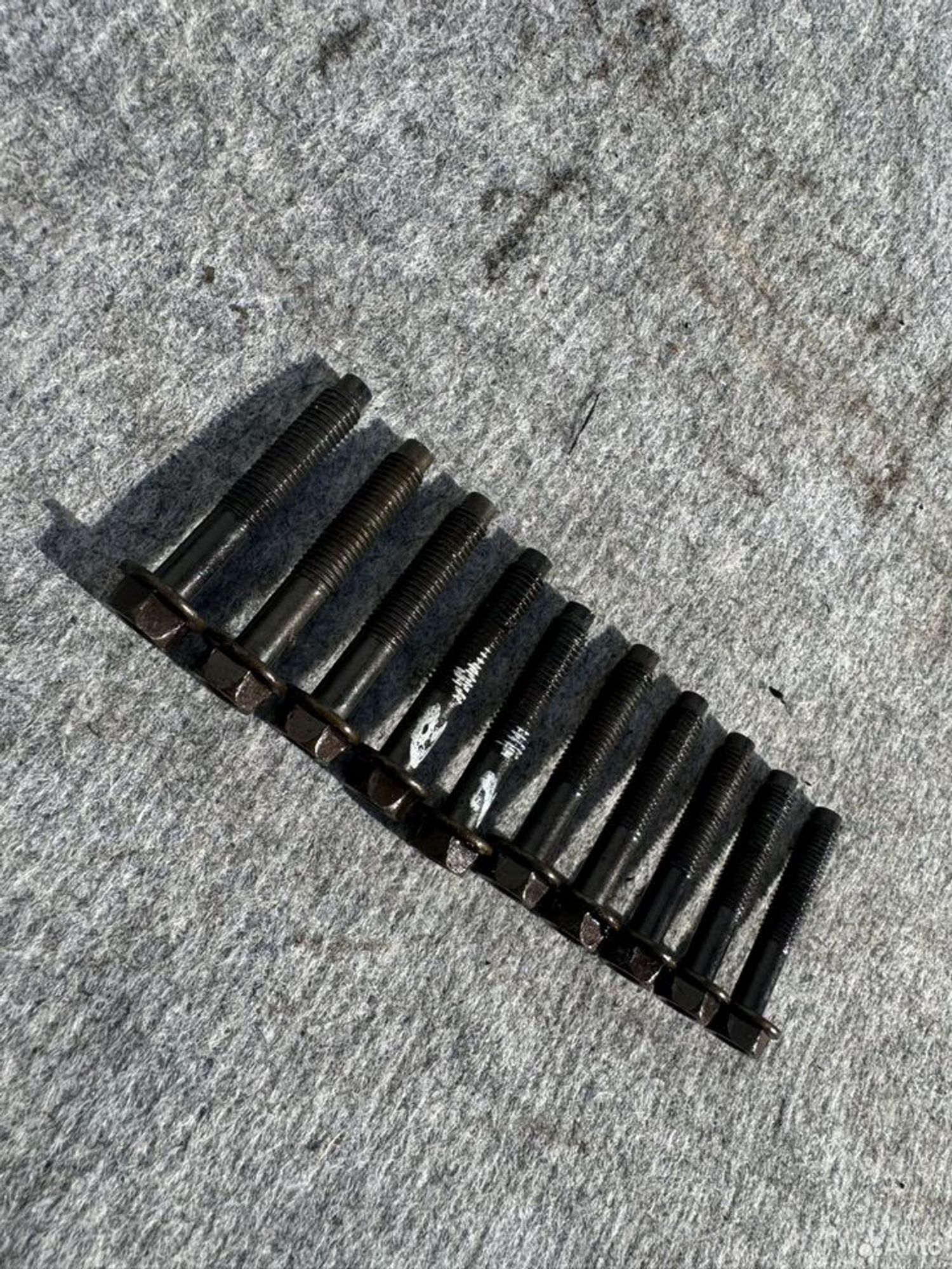 Болты крепления валов Mazda 3 bk 2.3, 1000 рублей, Семиозерка