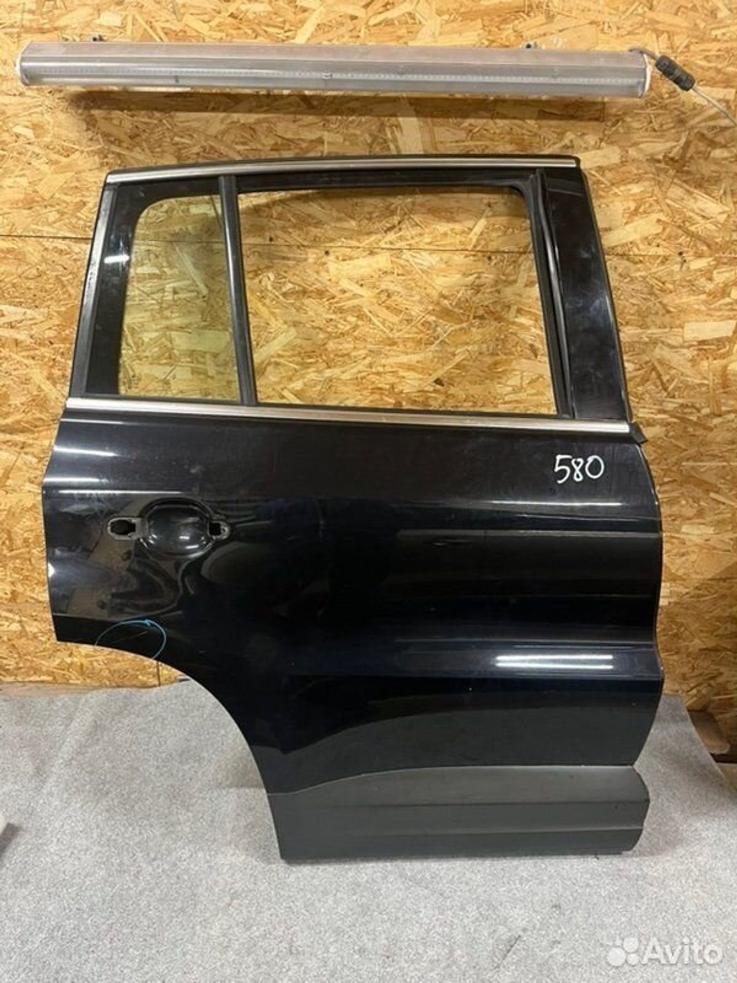 Дверь боковая задняя правая Volkswagen Tiguan SUV, 22000 рублей, Семиозерка