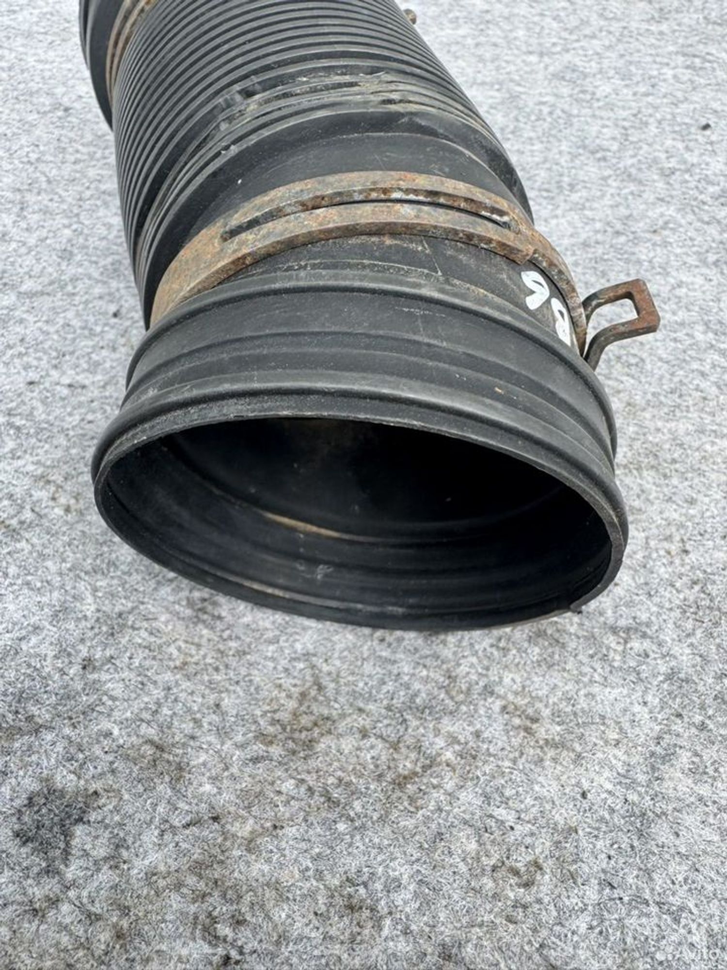 Гофра патрубок воздушный Passat b6, 1000 рублей, Семиозерка