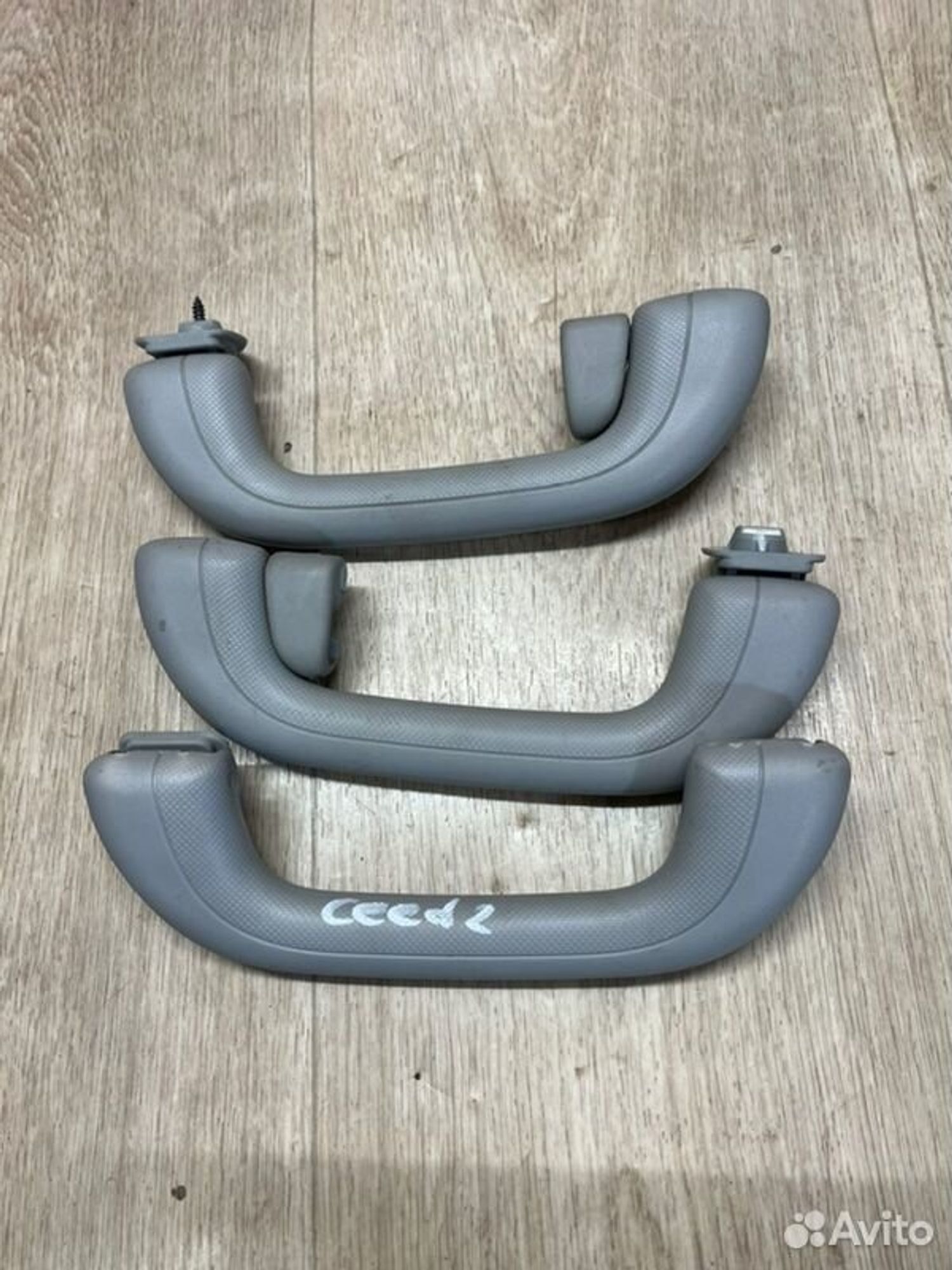 Ручка потолка Kia Ceed JD G4FG 2013, 1000 рублей, Семиозерка