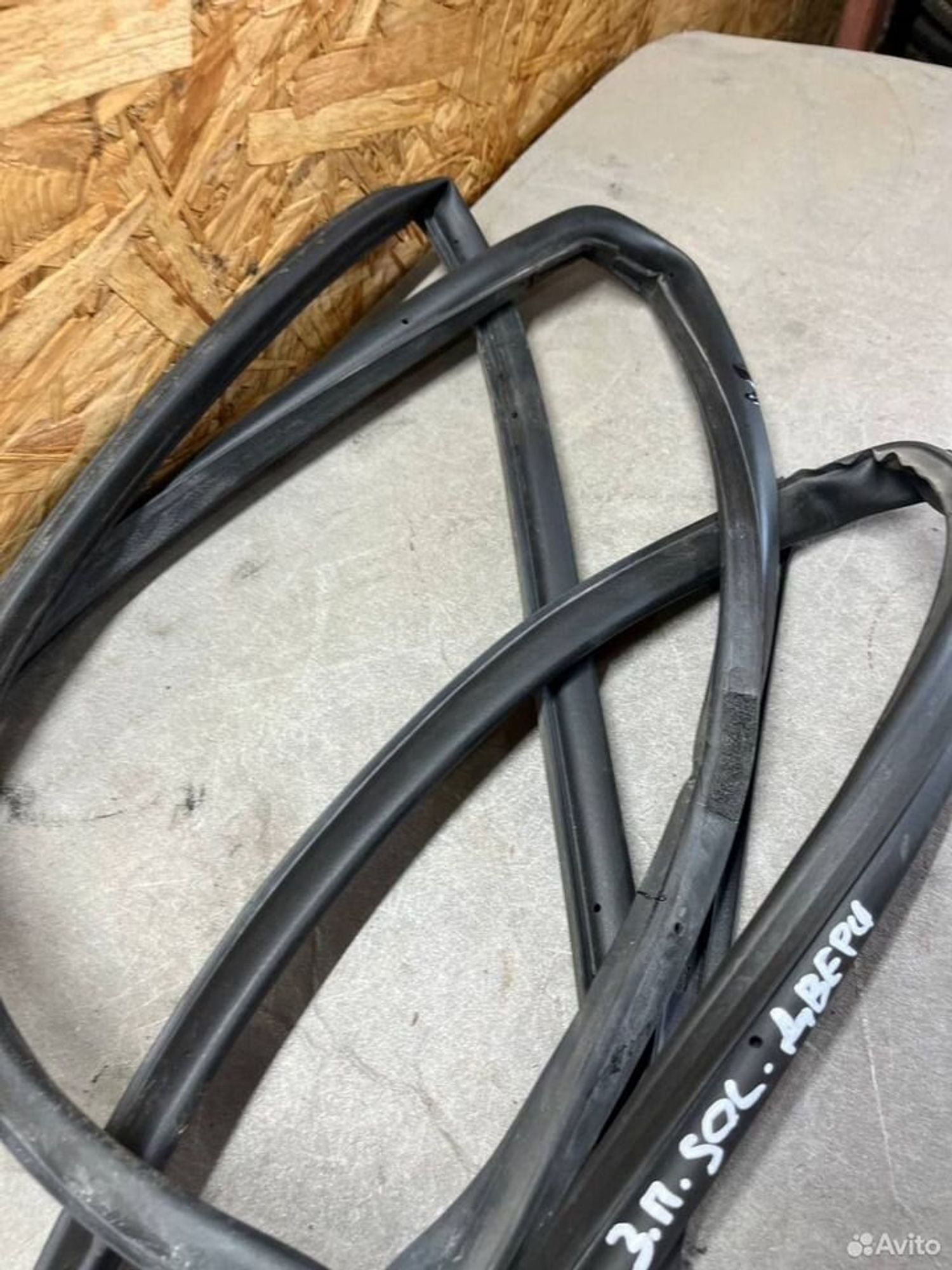 Задний правый уплотнитель двери Solaris 1, 1100 рублей, Семиозерка