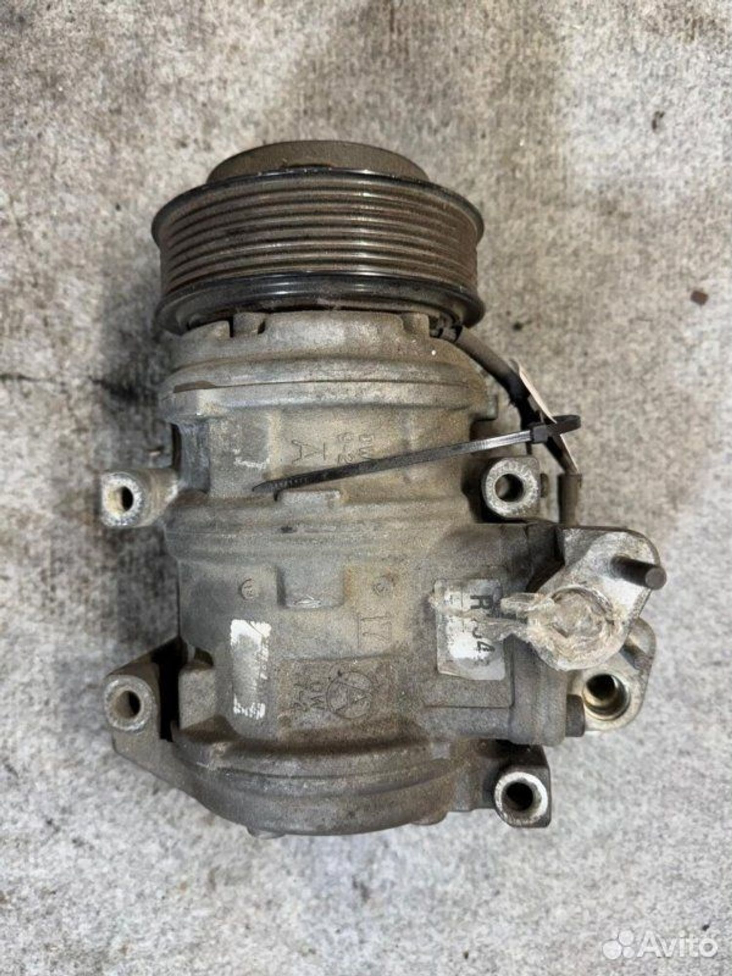 Компрессор кондиционера Kia Sorento D4CB 2006, 7000 рублей, Семиозерка