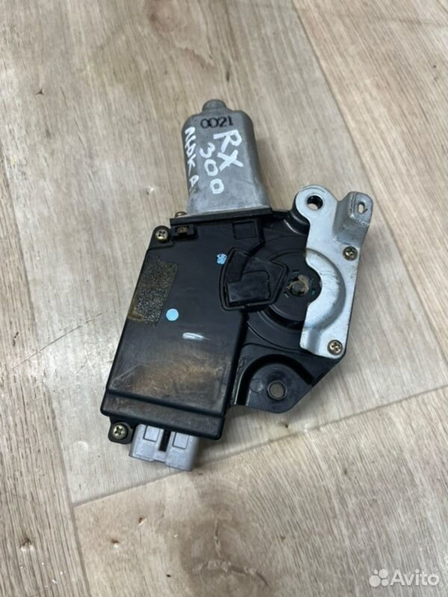 Мотор люка Lexus Rx300 MCU10 2000, 2000 рублей, Семиозерка