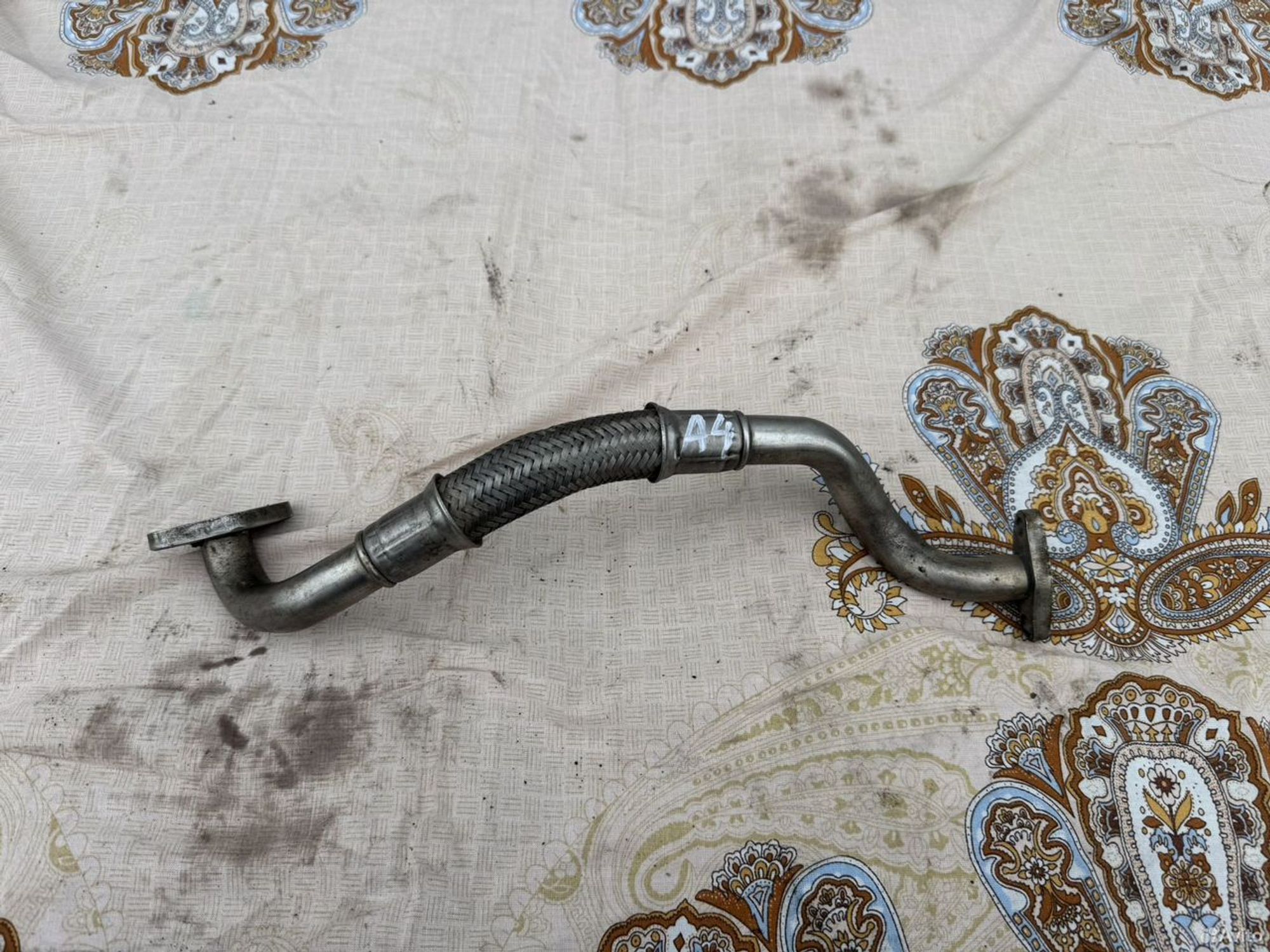 Трубка слива масла с турбины Audi A4 B6 B7, 2000 рублей, Семиозерка