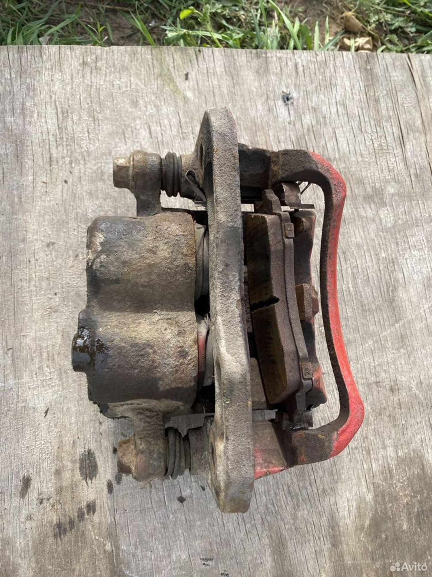 Тормозной суппорт левый mazda миления, 1300 рублей, Семиозерка