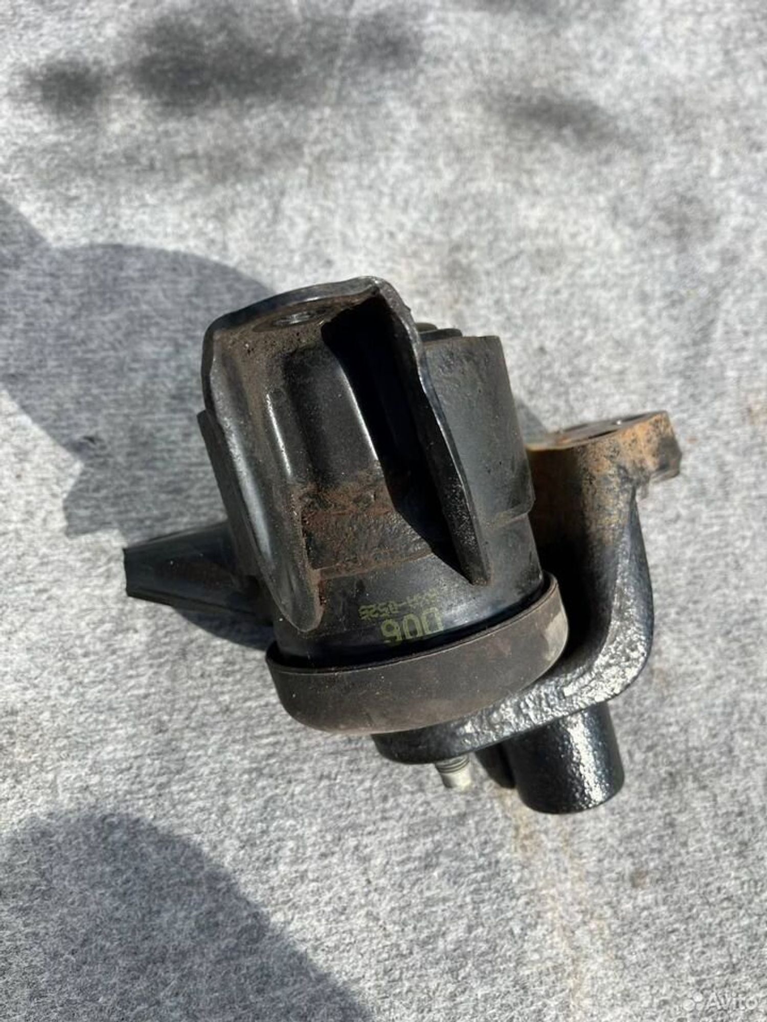 Подушка двигателя правая Solaris 1, 2000 рублей, Семиозерка