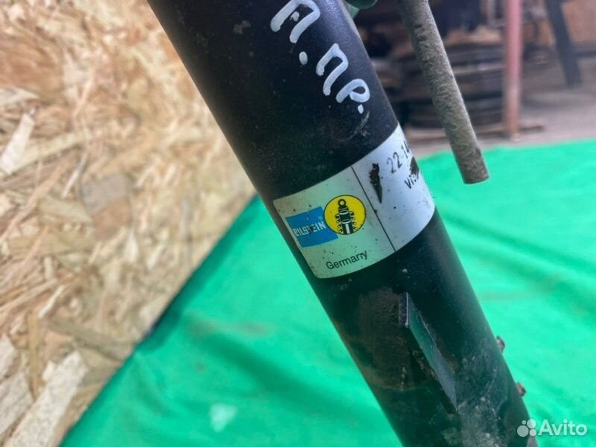 Стойка подвески передняя Bmw 1 E87 M47D20 2006, 4500 рублей, Семиозерка