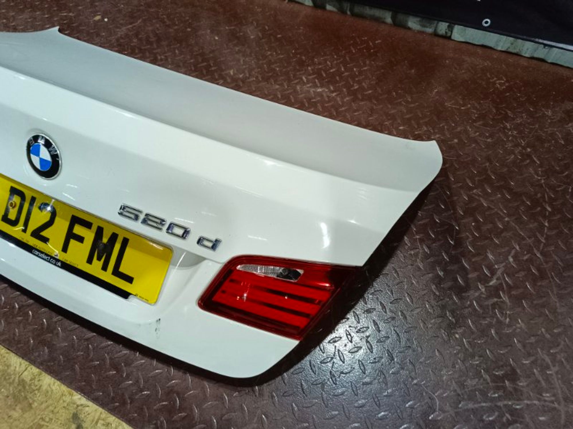 https://ycs.partsauto.market/partsauto-images/thmbs/2c560fc6fafcdc649c2288868b4896c3/2c98f1186c5ef9a7a0e40374d014a2a9/7eaaab629f5771de6724d6c0d40c3a89.jpg
