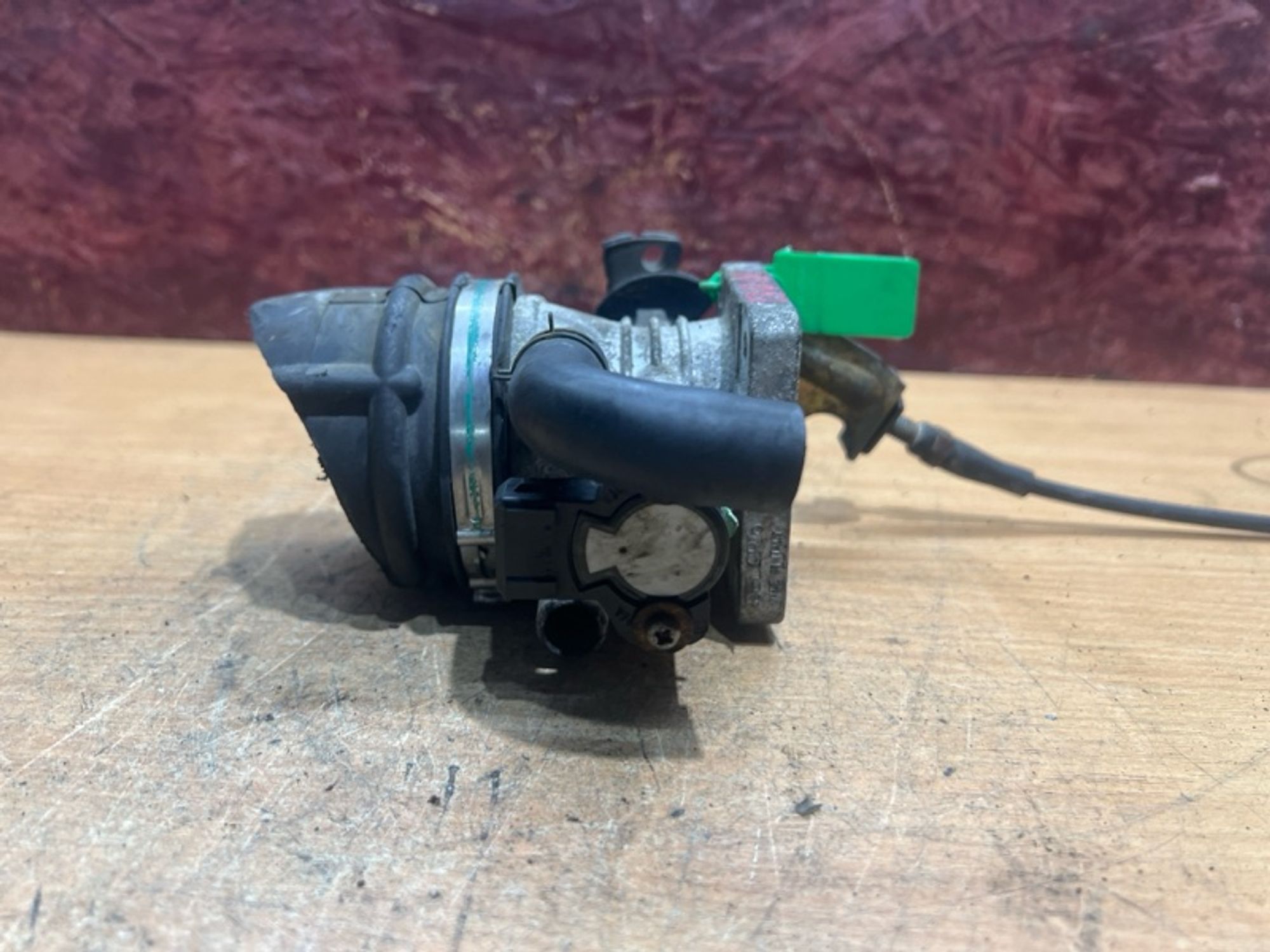 https://ycs.partsauto.market/partsauto-images/thmbs/2c560fc6fafcdc649c2288868b4896c3/63634111b85e672201a2f7e3529b3241/8f8986840cc329091620b8323da356a4.jpg
