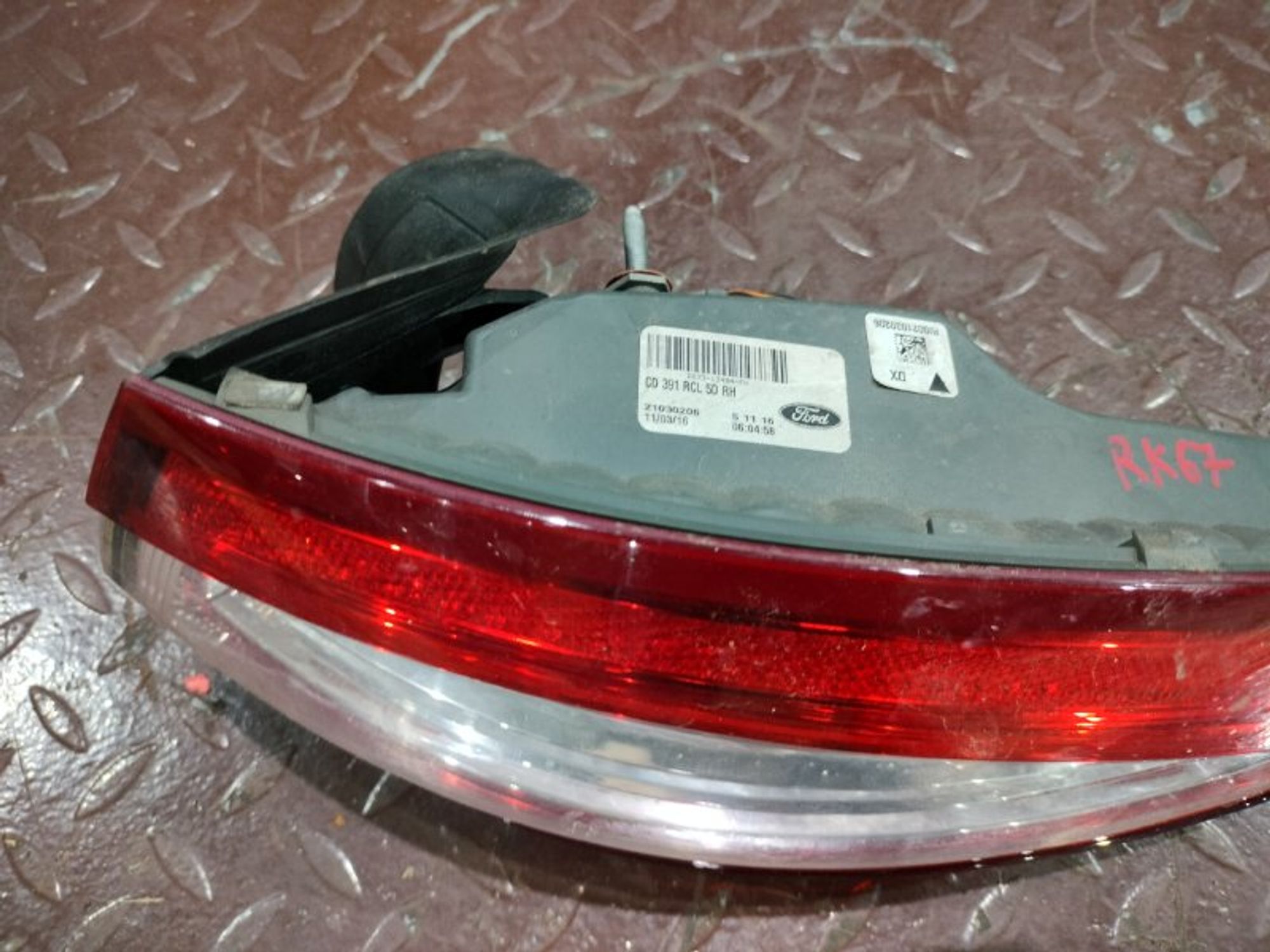 https://ycs.partsauto.market/partsauto-images/thmbs/2c560fc6fafcdc649c2288868b4896c3/6f254cfef3350997a89e9922c9d94beb/a88414dc2389d91bc13c2b2cafb02cde.jpg