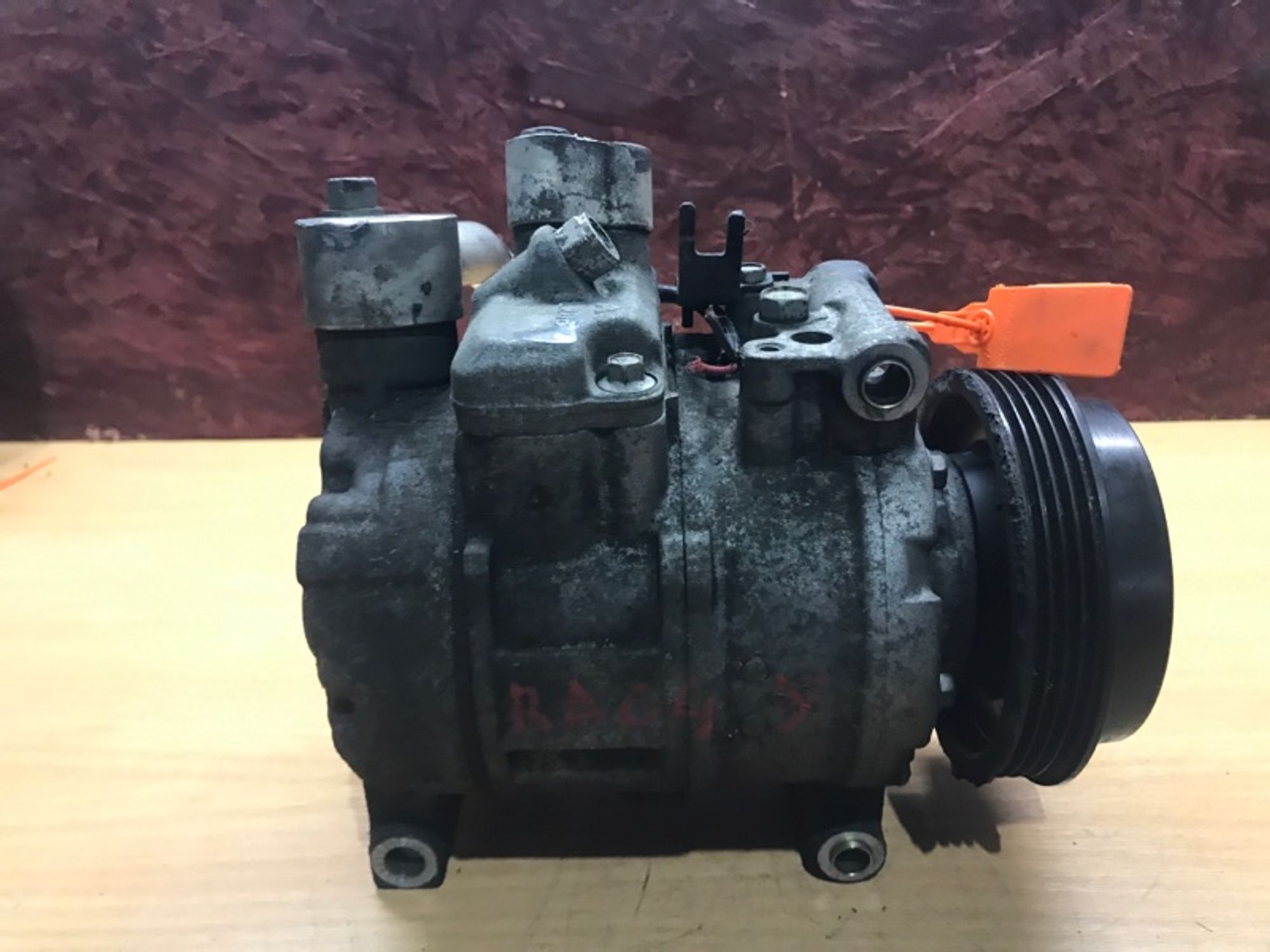 https://ycs.partsauto.market/partsauto-images/thmbs/2c560fc6fafcdc649c2288868b4896c3/719200263ed6cd0212ad9c511201783e/d28e260e83c17c4ea6ad7c55a1873786.jpg