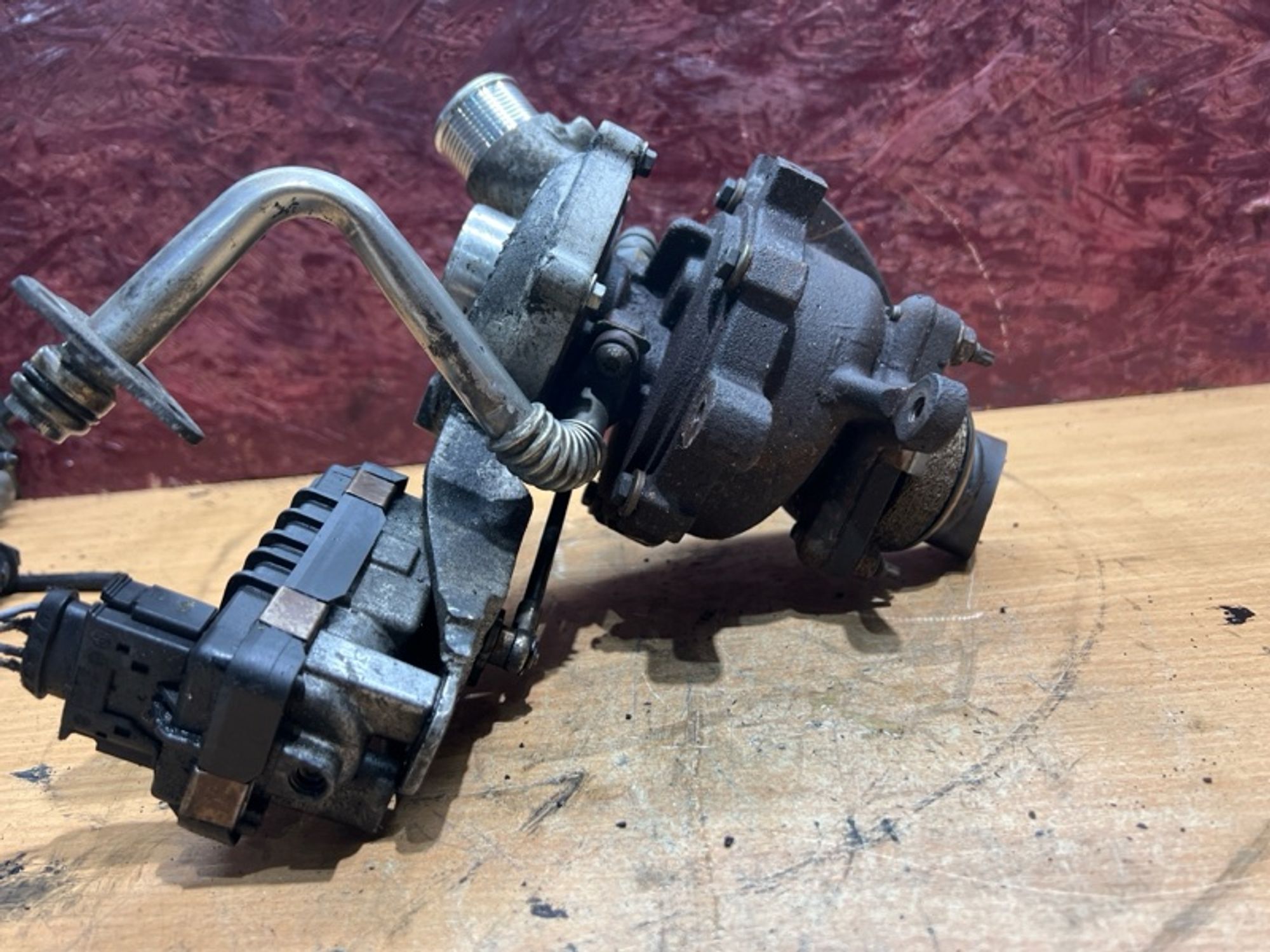 https://ycs.partsauto.market/partsauto-images/thmbs/2c560fc6fafcdc649c2288868b4896c3/79cbaf6f61fe59e65d36a4b7775524a6/2a2fba2a8699a39da761f864fcb278fd.jpg