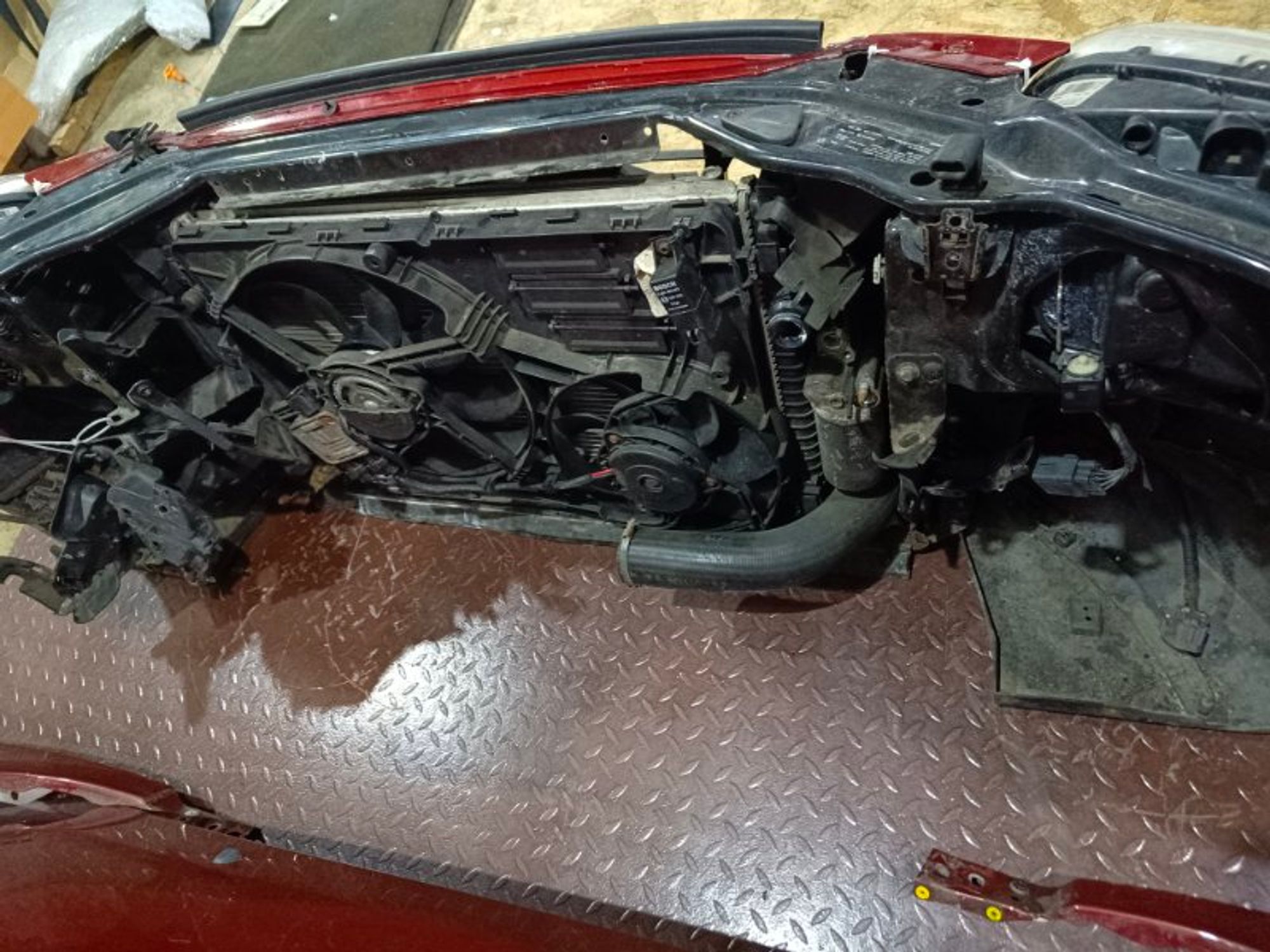 https://ycs.partsauto.market/partsauto-images/thmbs/2c560fc6fafcdc649c2288868b4896c3/9bab4975294040b26d52052027da0cf7/aa2dc495a83200fd3cdb99cdc60629f5.jpg