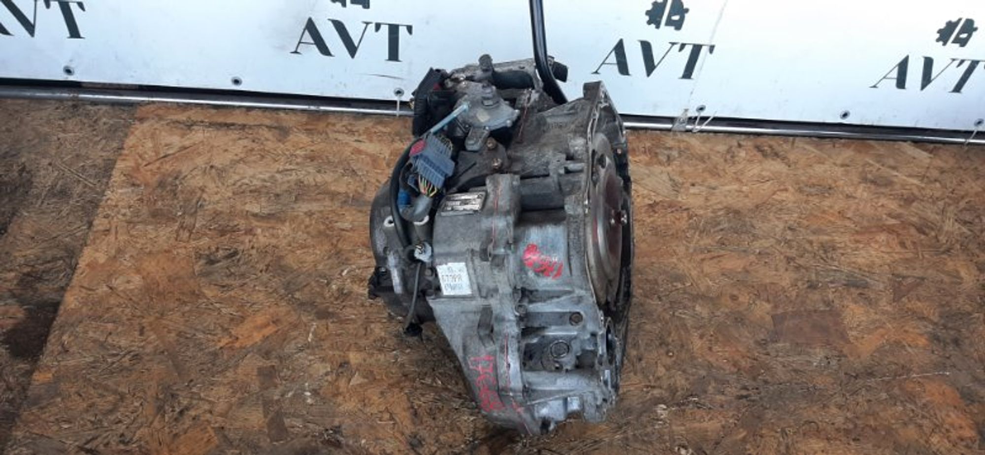 https://ycs.partsauto.market/partsauto-images/thmbs/2c560fc6fafcdc649c2288868b4896c3/9c004fd081021b87799e557d2653d9a4/8408f84d4b8c9a86eda438f2d30b9d45.jpg