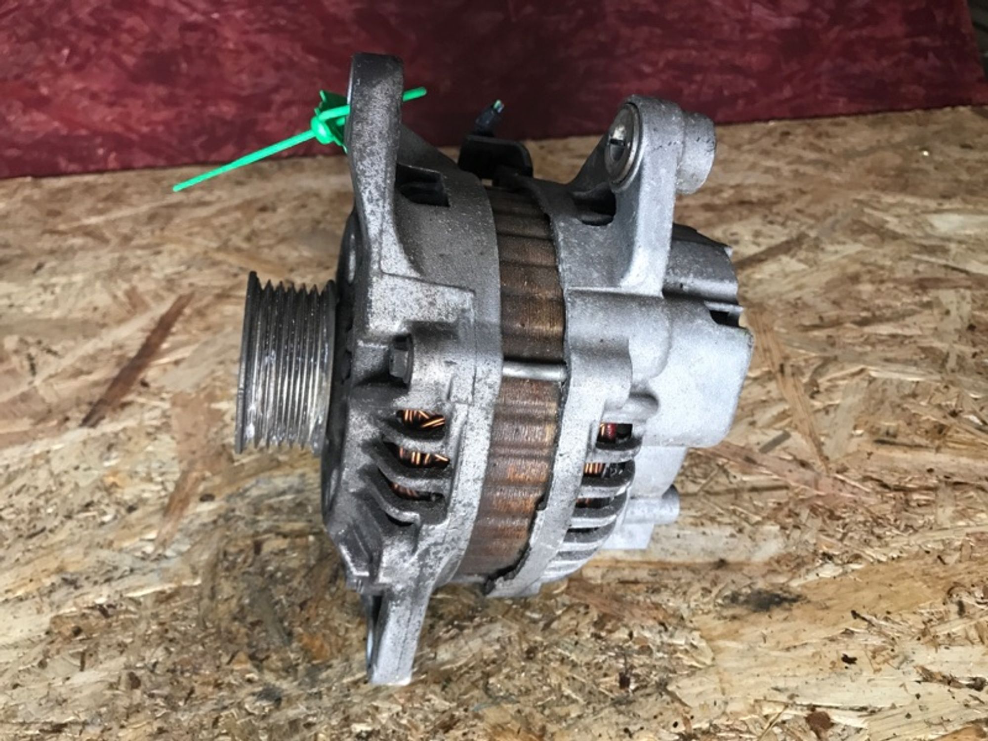 https://ycs.partsauto.market/partsauto-images/thmbs/2c560fc6fafcdc649c2288868b4896c3/9de7dde2540e22dfa61a9a3b7f0b299a/c3ac20b9ce4cba7caced009144fc586c.jpg