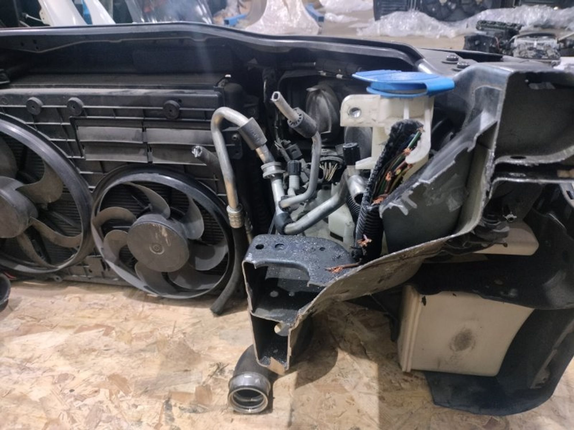 https://ycs.partsauto.market/partsauto-images/thmbs/2c560fc6fafcdc649c2288868b4896c3/a1f6d913269c34db2d169d4b7a7c05c4/f45ab81fe5dc21e6aea328be7422e212.jpg