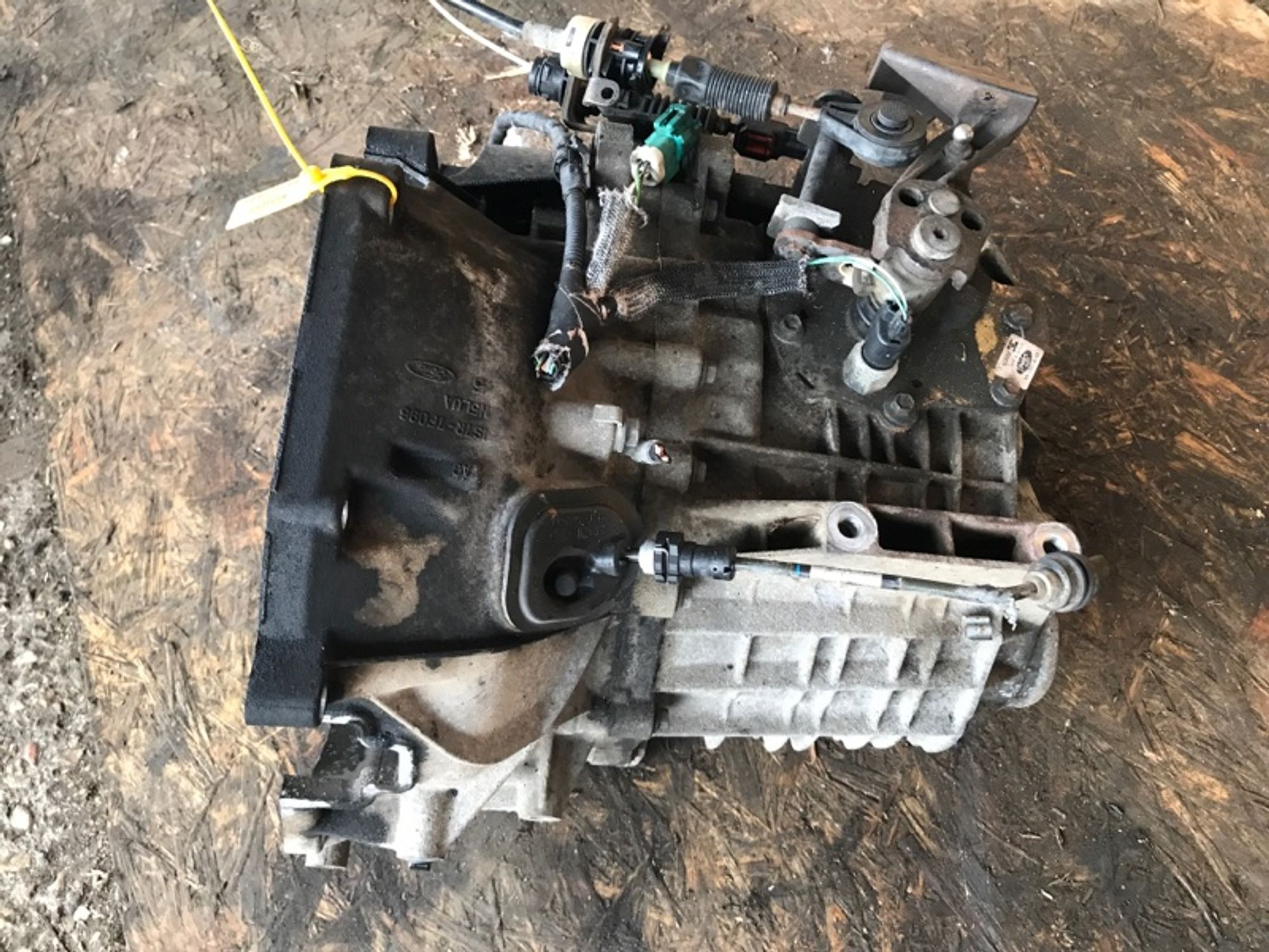 https://ycs.partsauto.market/partsauto-images/thmbs/2c560fc6fafcdc649c2288868b4896c3/d31dc1c7887db132cc38db25c8291f1a/01ab7b956bdaa3a1286029d9b16a7627.jpg